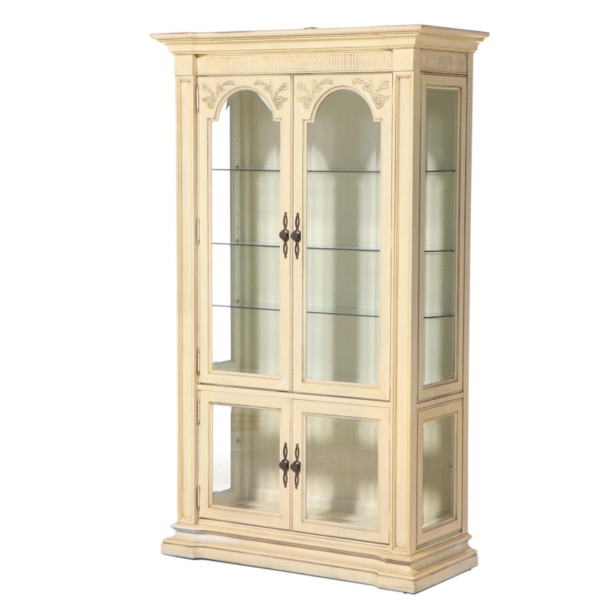 White Fine Furniture French Provincial Style Painted Display Cabinet