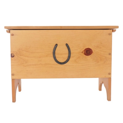 Pine Storage Bench with Horse Shoe