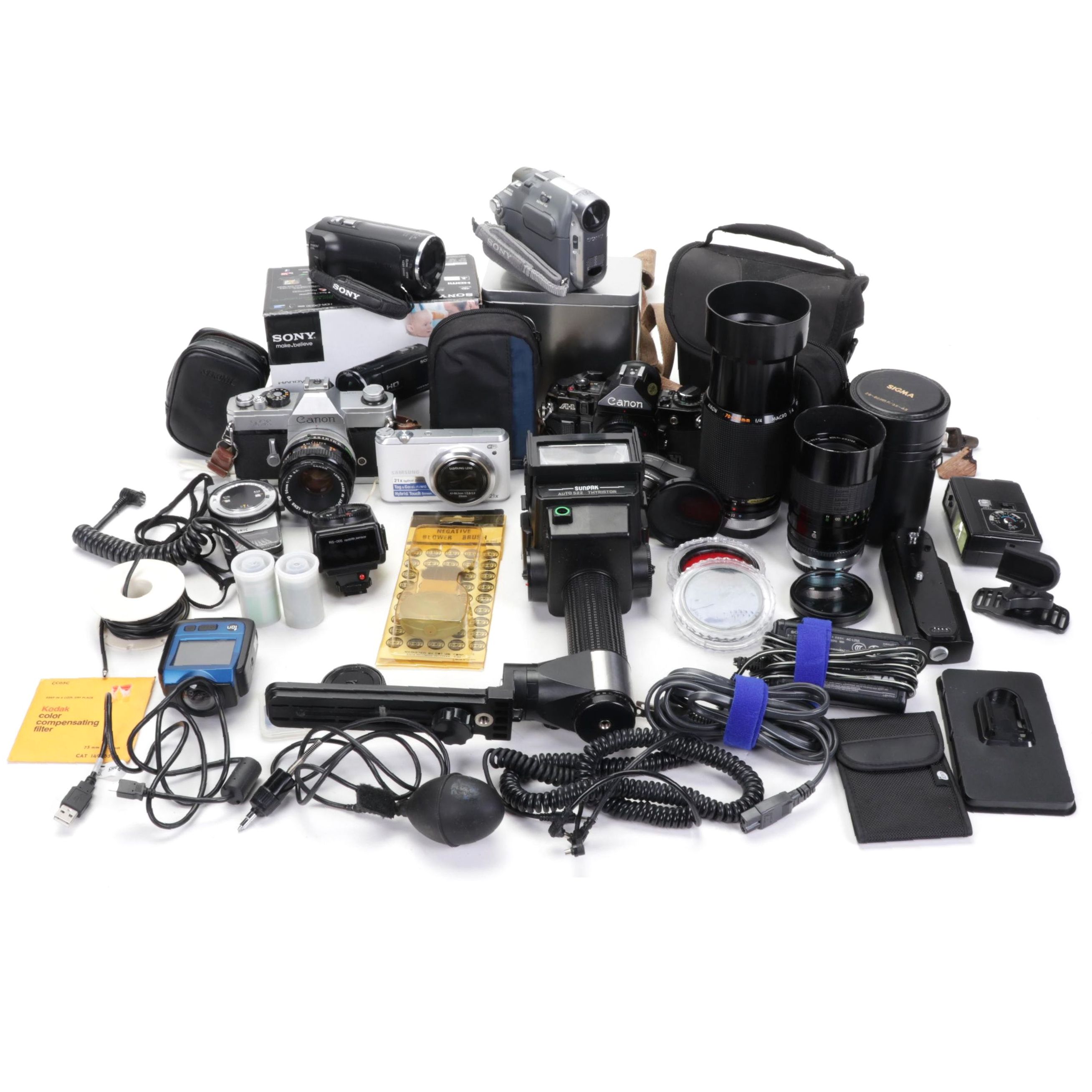 Canon 35mm Film Cameras with Assorted Lenses and Equiptment EBTH