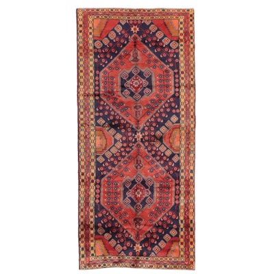4'5 x 9'8 Hand-Knotted Persian Shiraz Area Rug