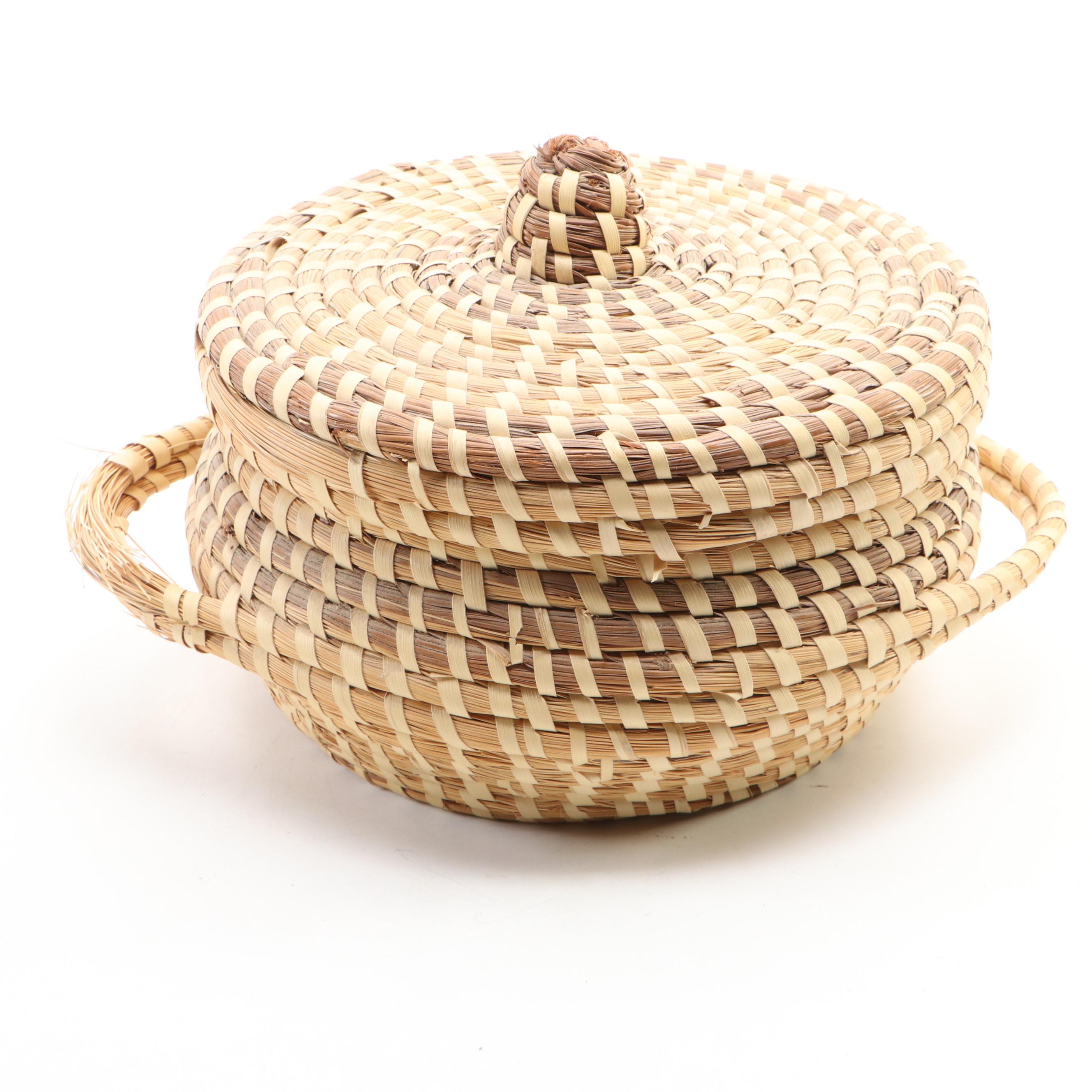 Gullah Geechee Woven Sweetgrass Lidded Baskets and Wine Caddy Basket EBTH