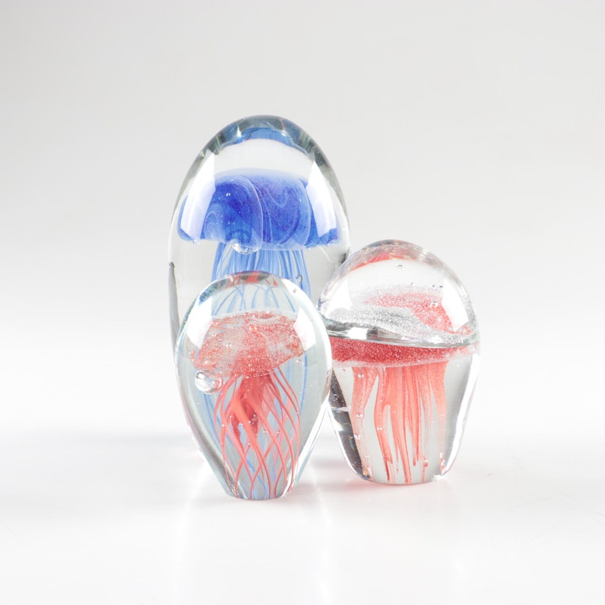 Handcrafted Dynasty Gallery Blue With Red Jellyfish Art Glass Paperweights
