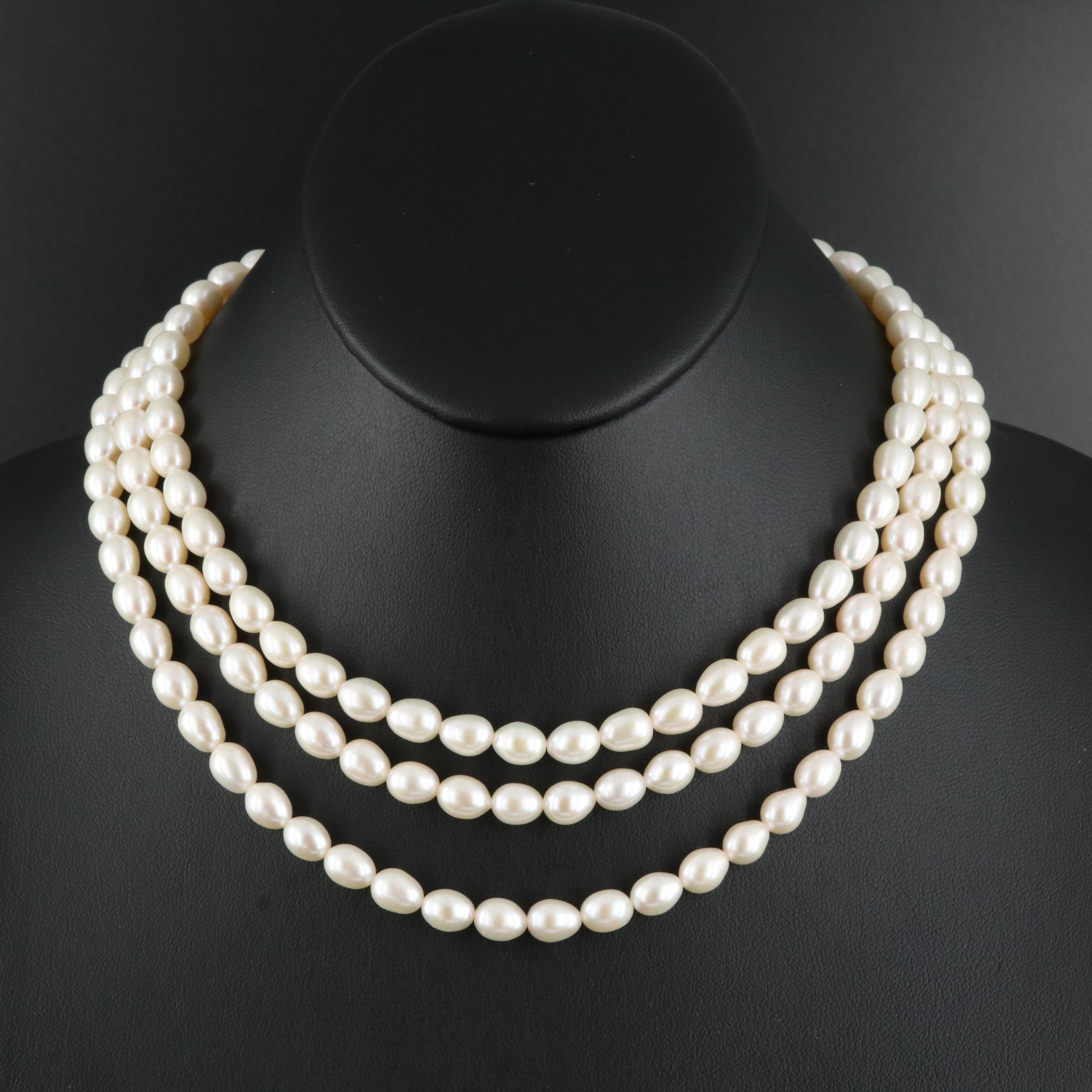 Triple Strand Collar Necklace & Pendant