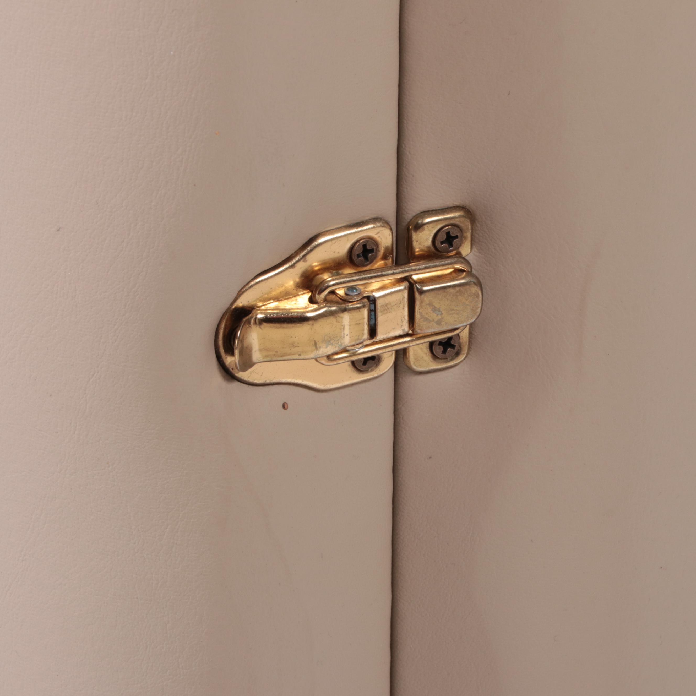 Golden Ratio Woodworks Folding Massage Table EBTH