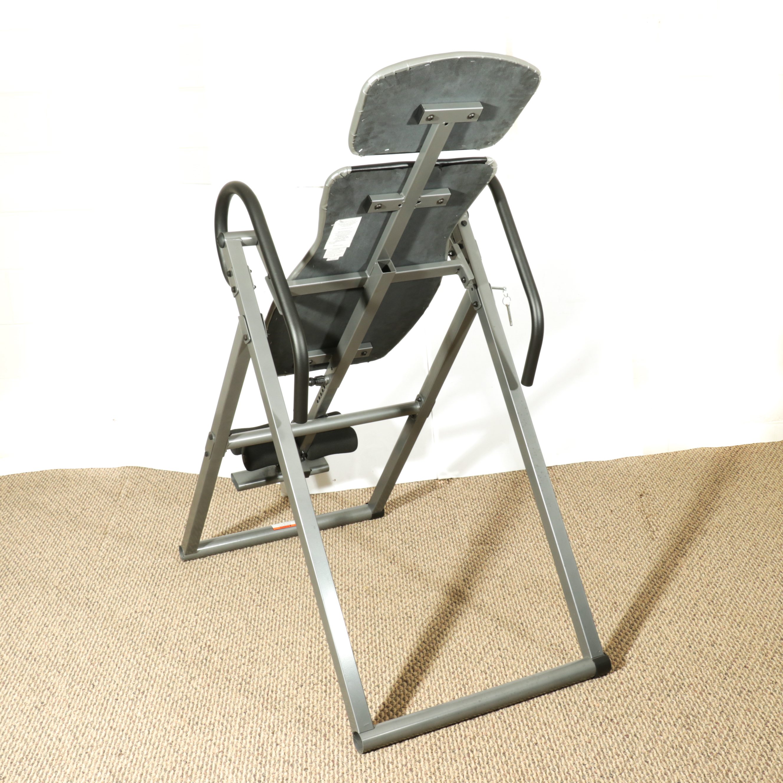 Elite Fitness Inversion Table, Gold's Gym Personal Trainer, Exercise Trampoline EBTH