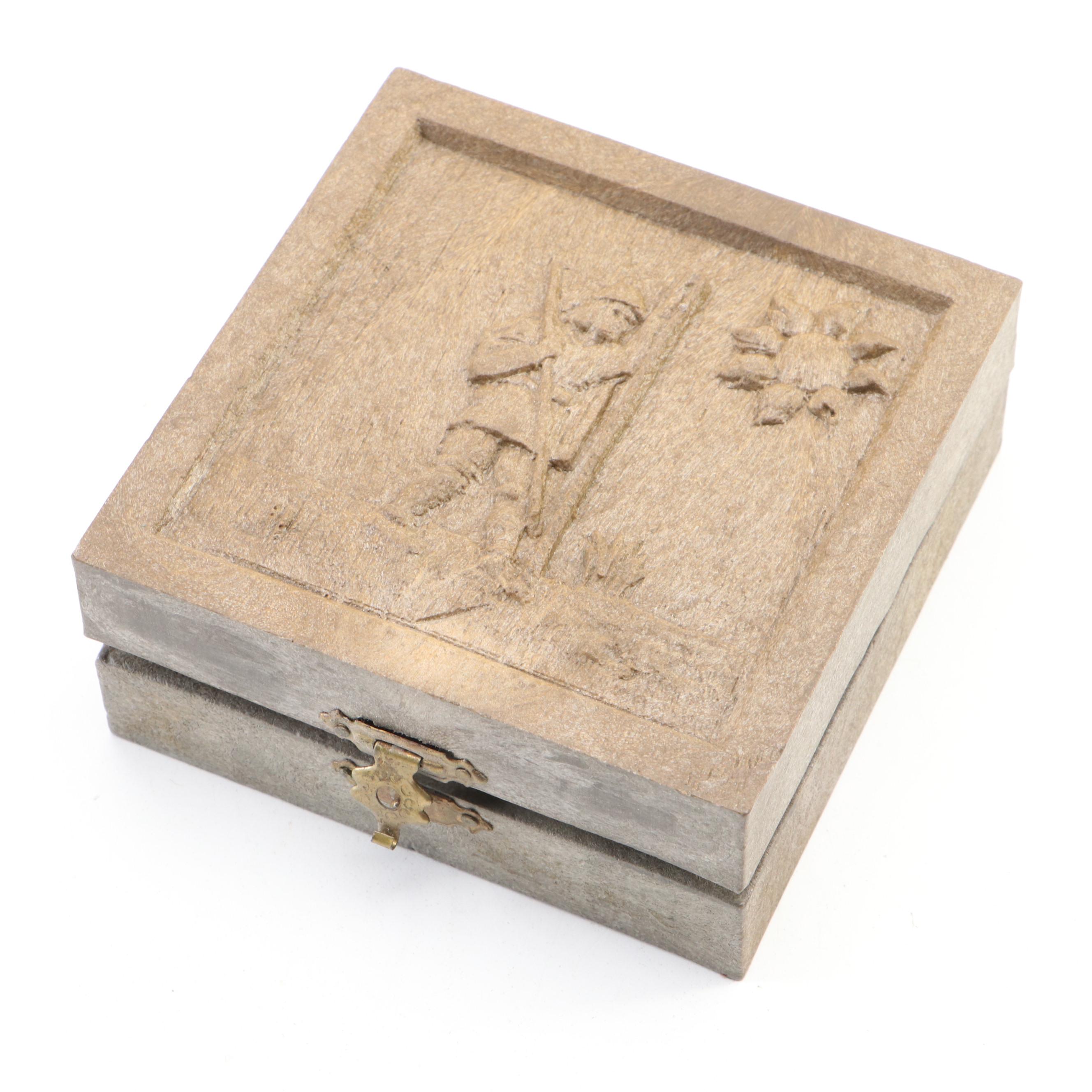 Equinoctial Sundial With Other Compasses and Keychain Compass EBTH