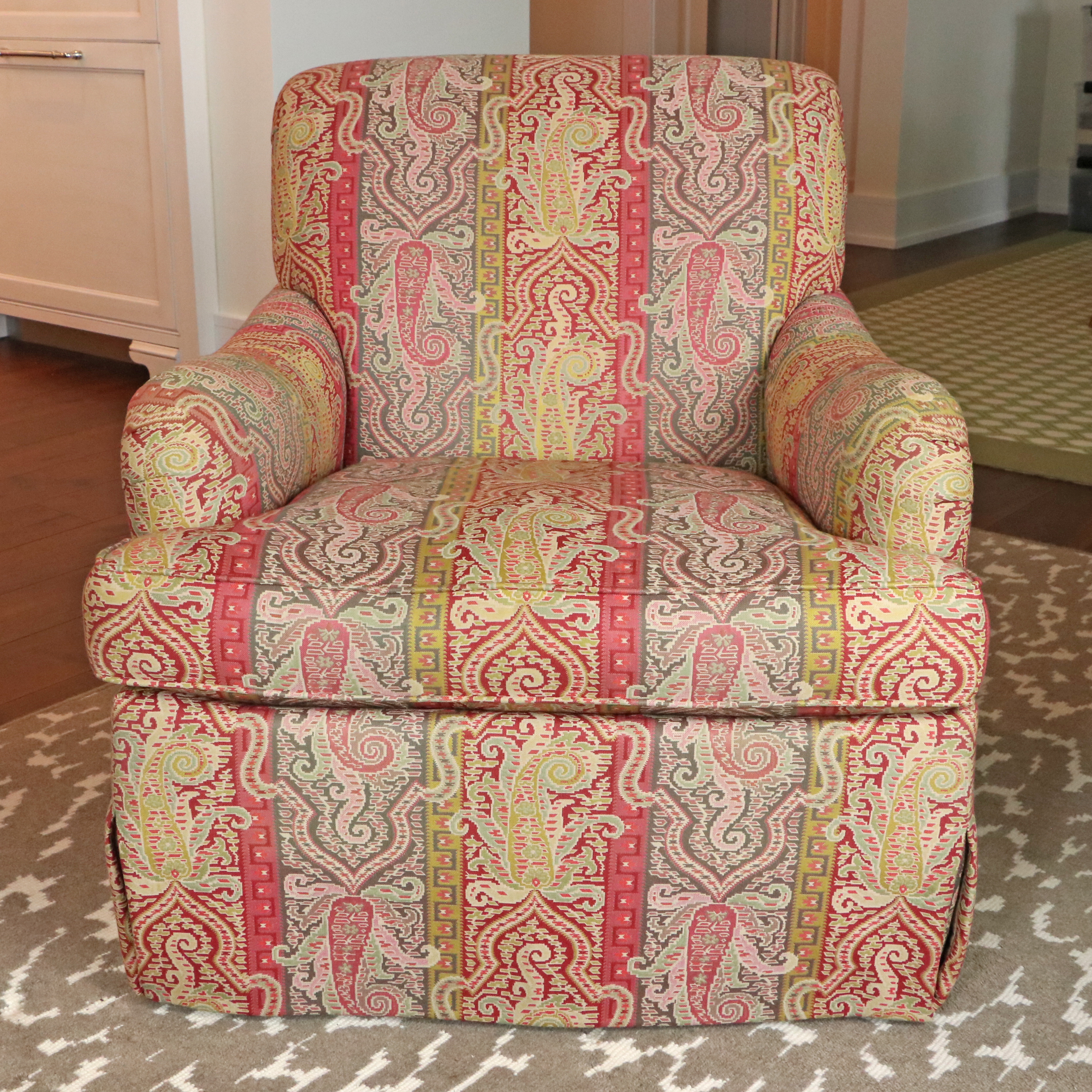 The Hickory Chair Furniture Co. CustomUpholstered Swivel Armchair EBTH