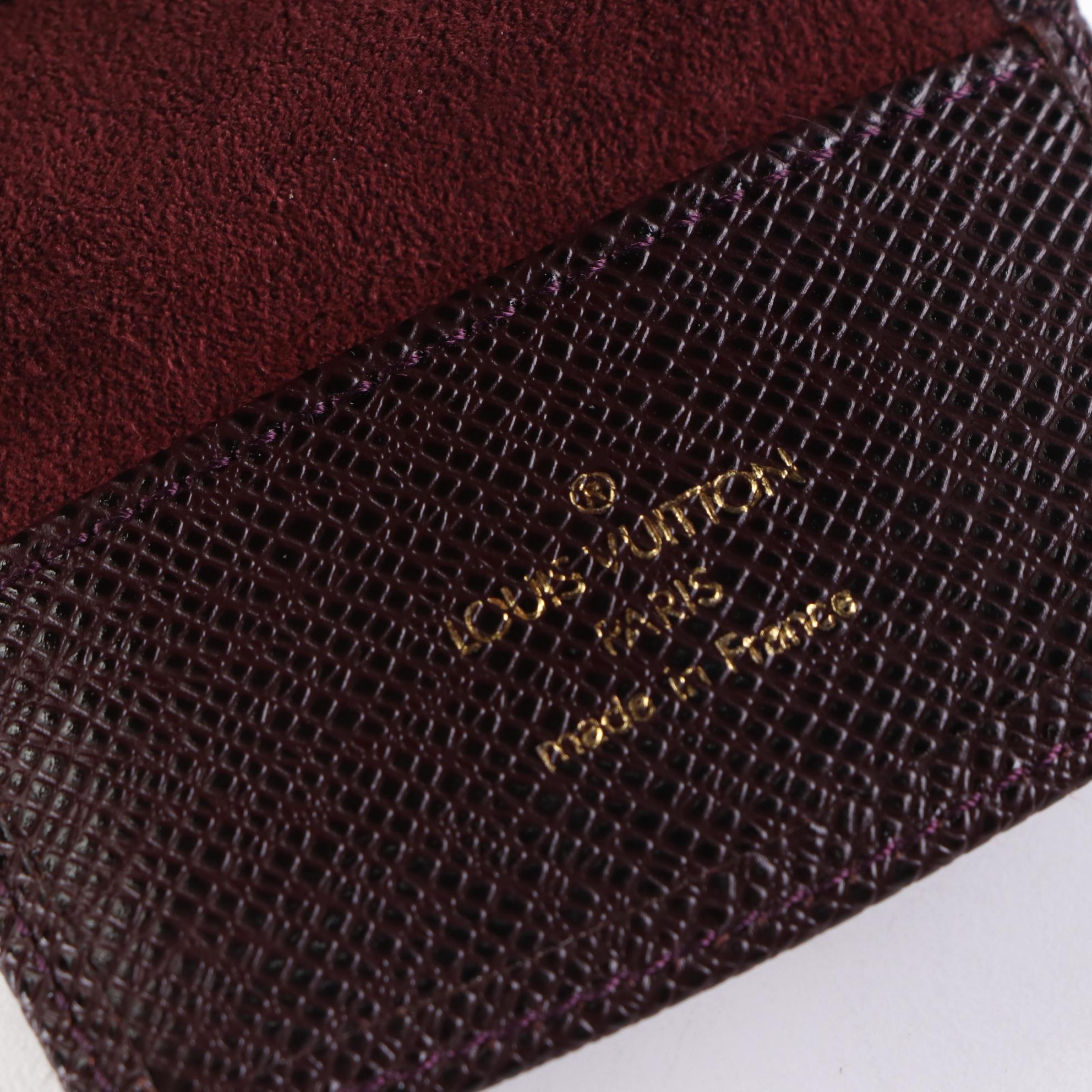 Louis Vuitton Cufflink Case in Grizzli Taïga Leather with Box EBTH