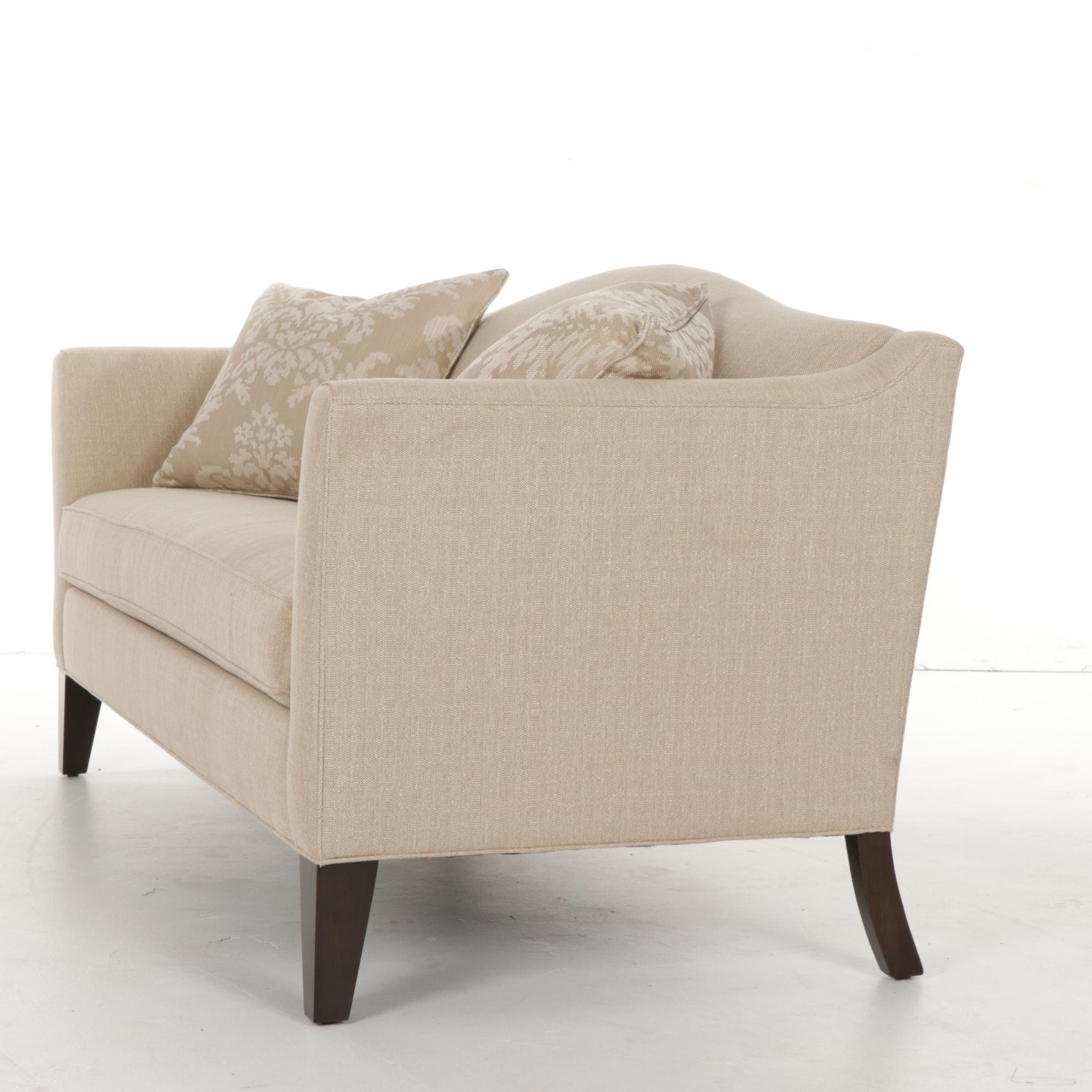 Ethan Allen "Hartwell" Bench Sofa in Oatmeal Upholstery EBTH