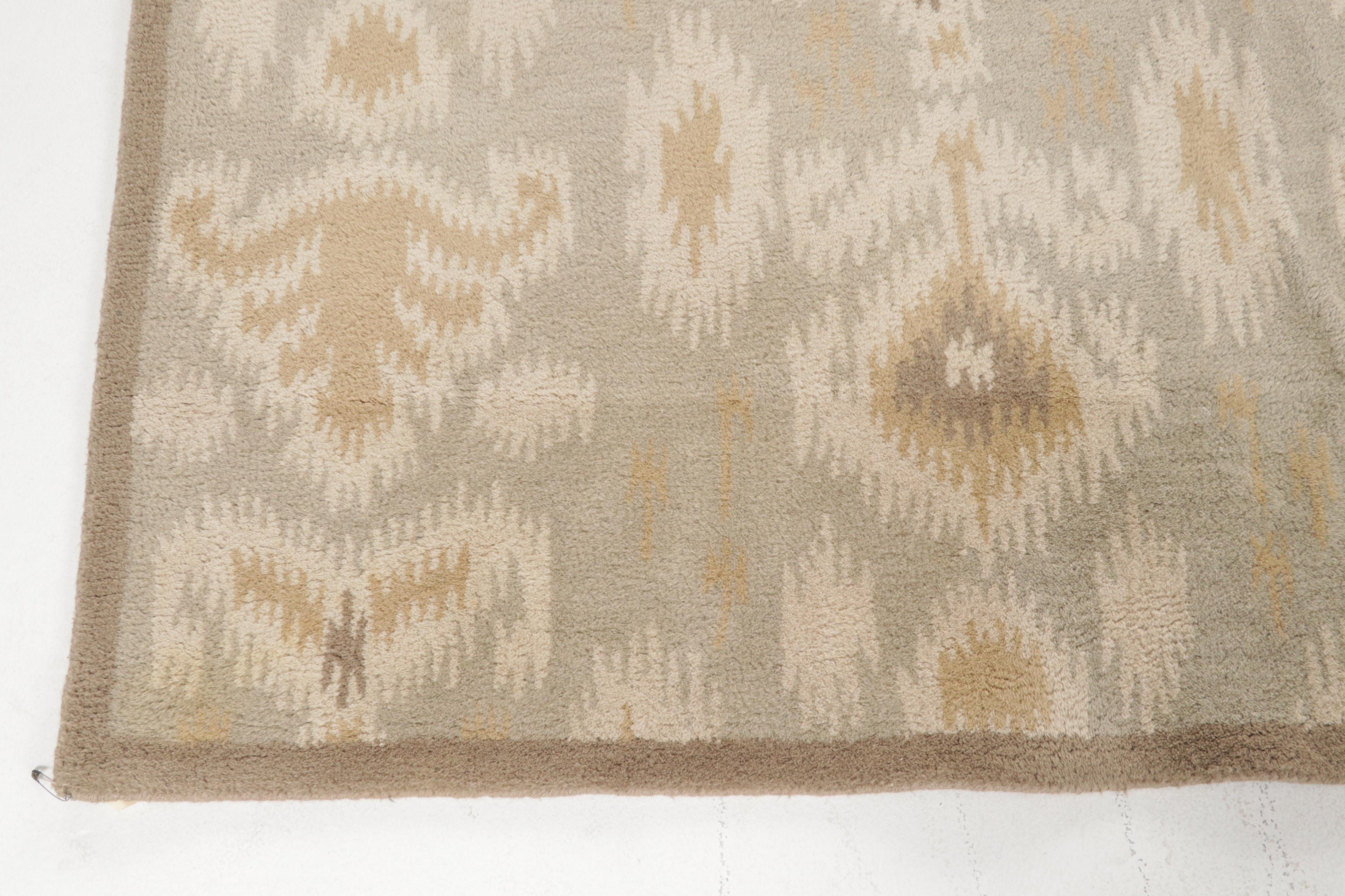 7'9 x 9'11 HandTufted Ballard Designs Marchesa Area Rug EBTH