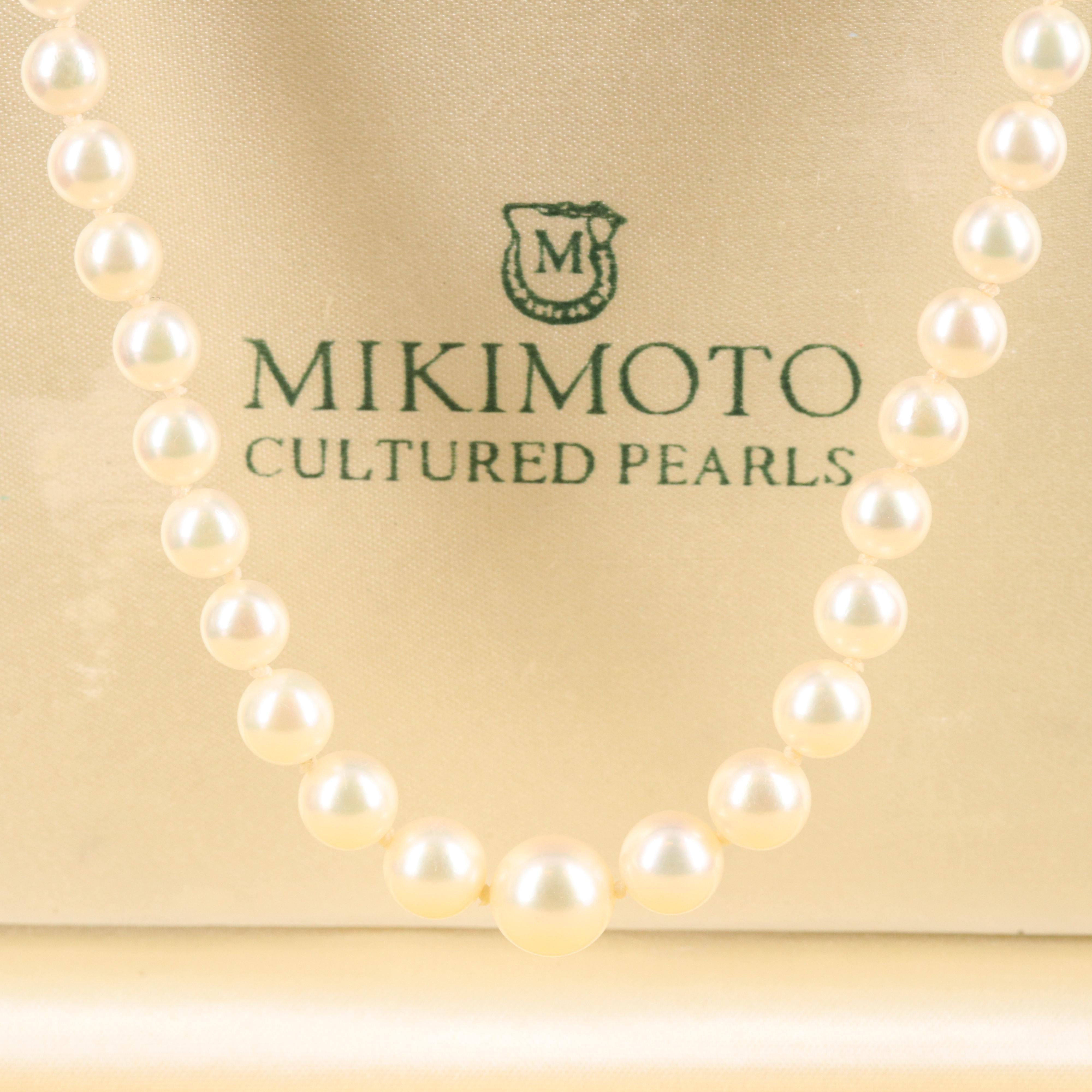 Mikimoto Graduated Pearl Necklace with Branded Case | EBTH