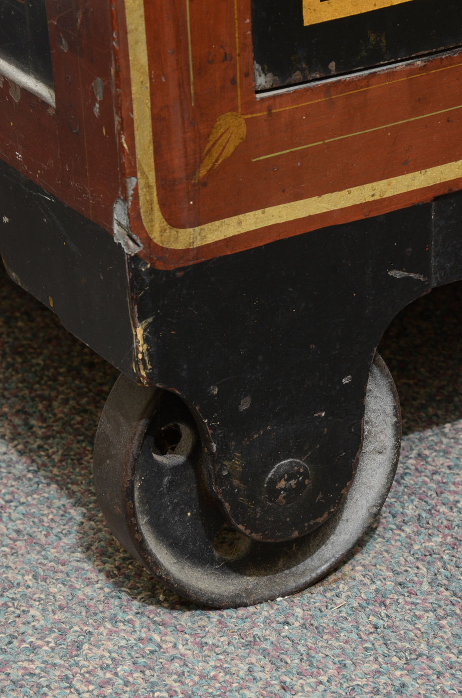 The Cincinnati Safe & Lock Co. Victoria Floor Safe With Combination EBTH