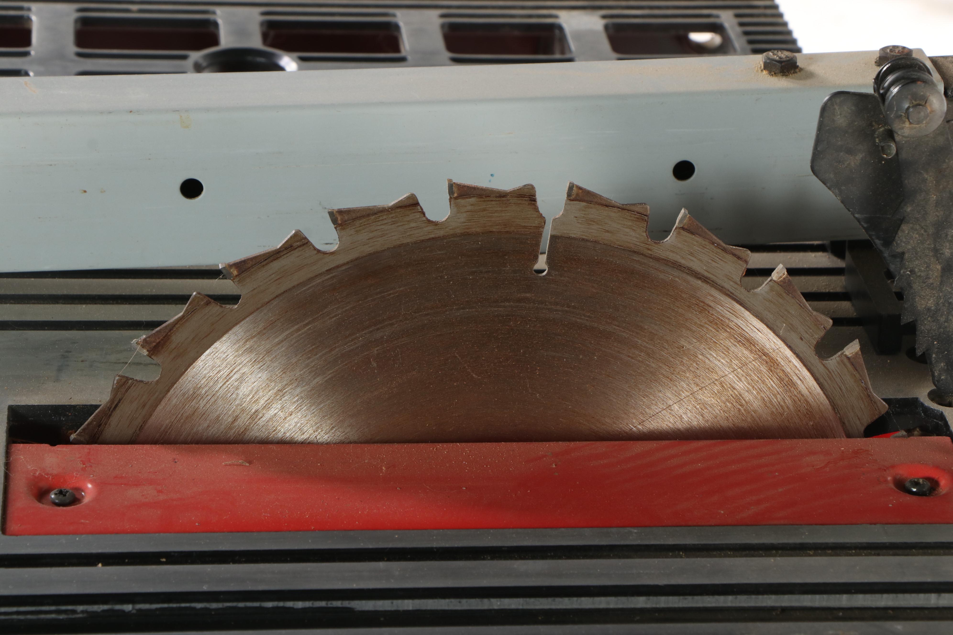 Black + Decker Firestorm 10" Table Miter Saw EBTH