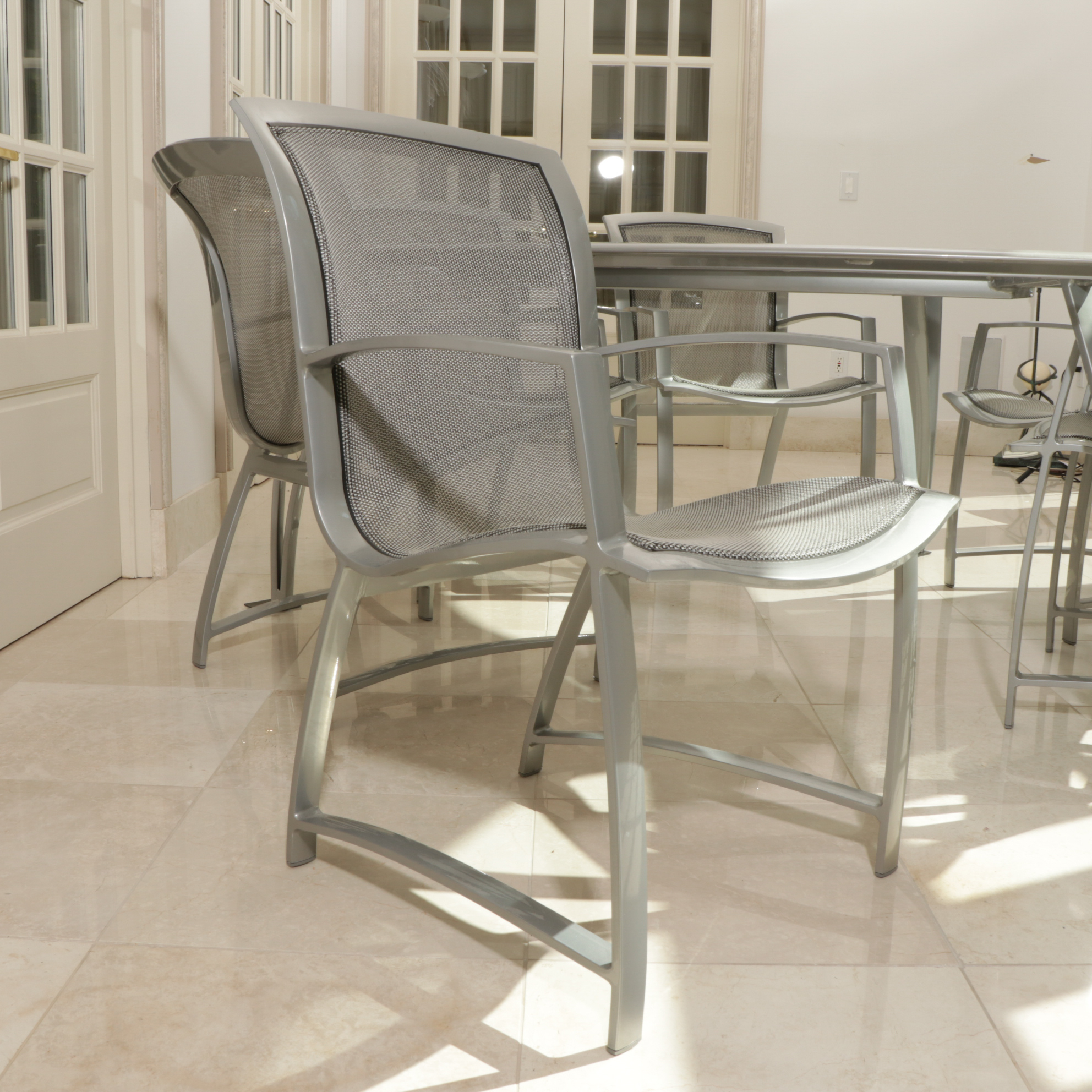 Brown Jordan Glass Top Patio Table and Chairs EBTH