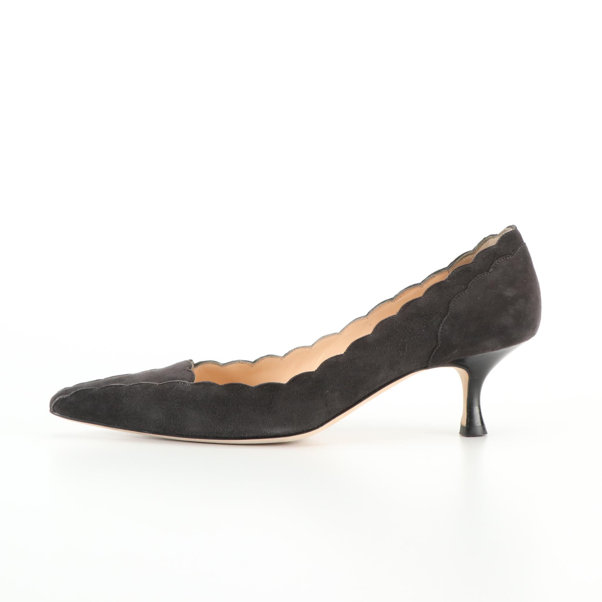 Manolo Blahnik Srila Scalloped Low Heel Pumps in Black Suede EBTH