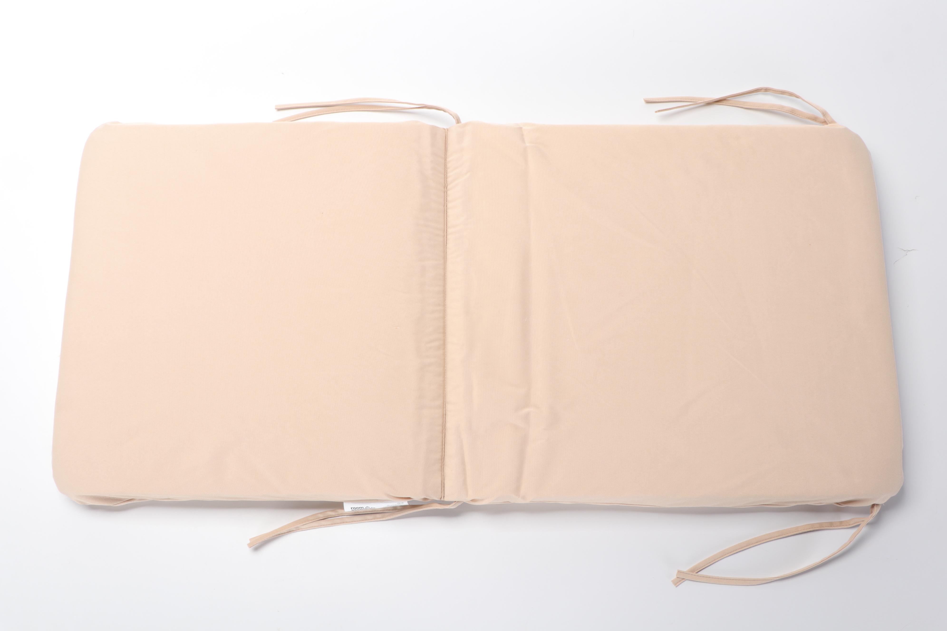 Set of Four Room Essentials Outdoor Patio Chair Cushions EBTH