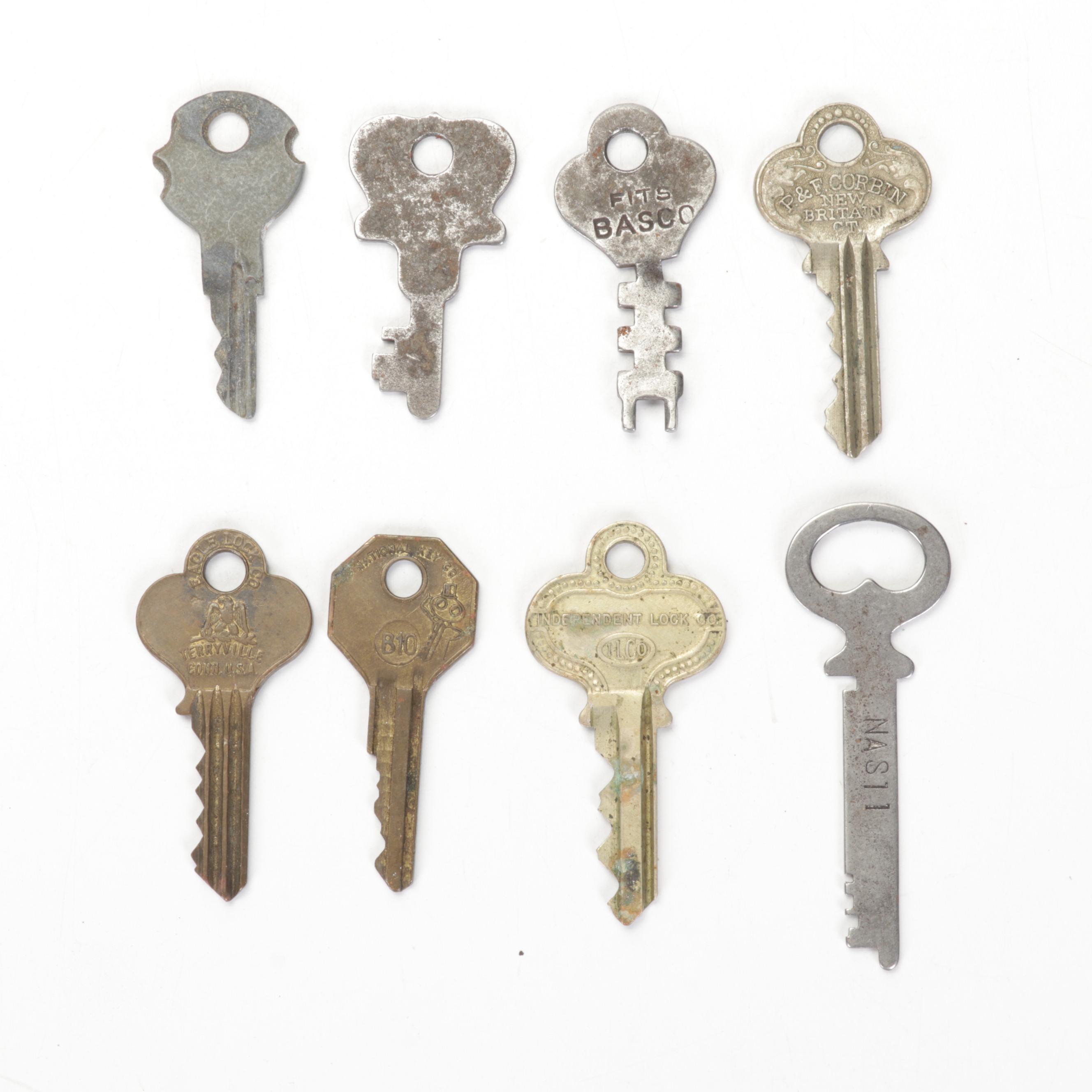 Metal Skeleton Keys, Padlocks and More EBTH