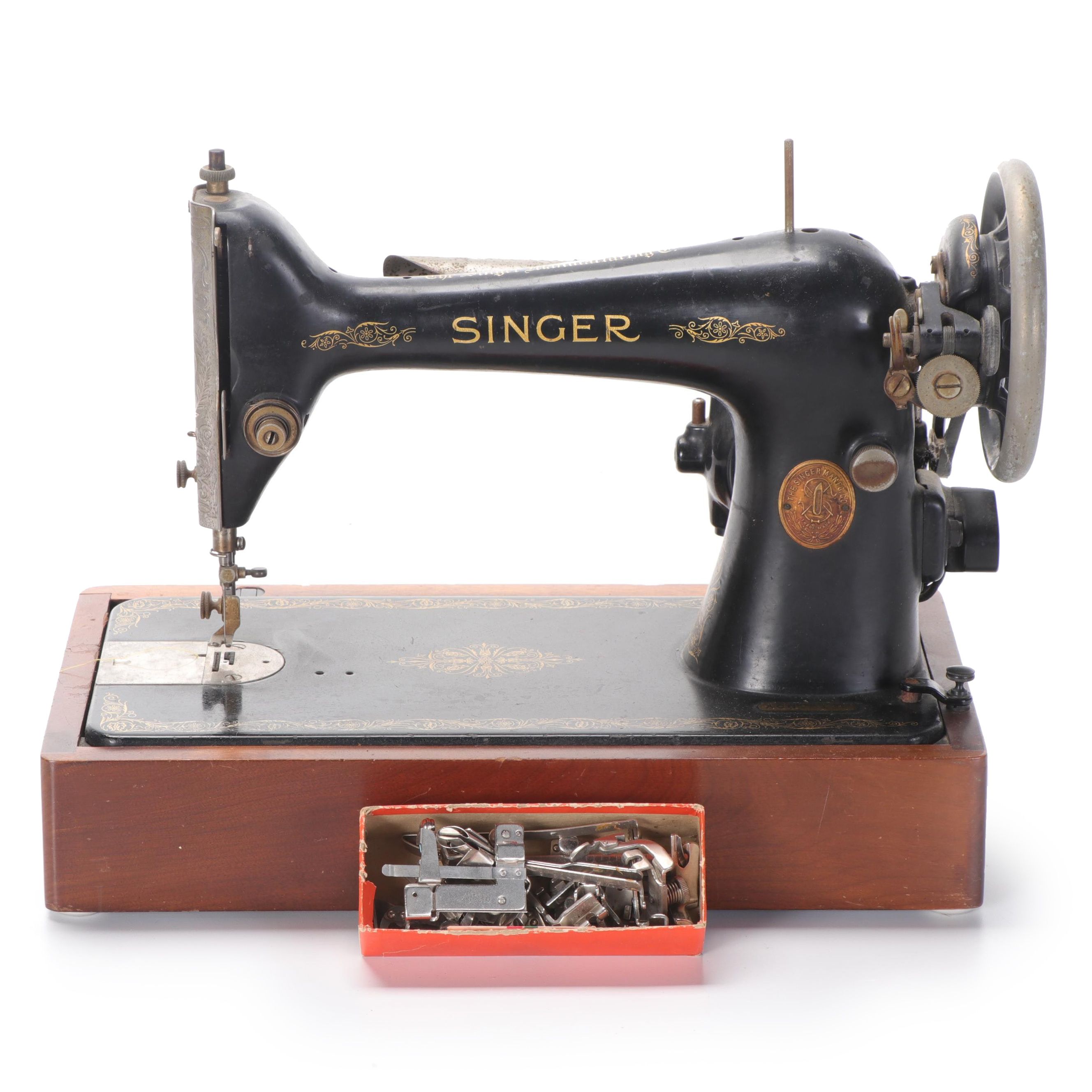 Singer Sewing Machine, Circa 1929 EBTH