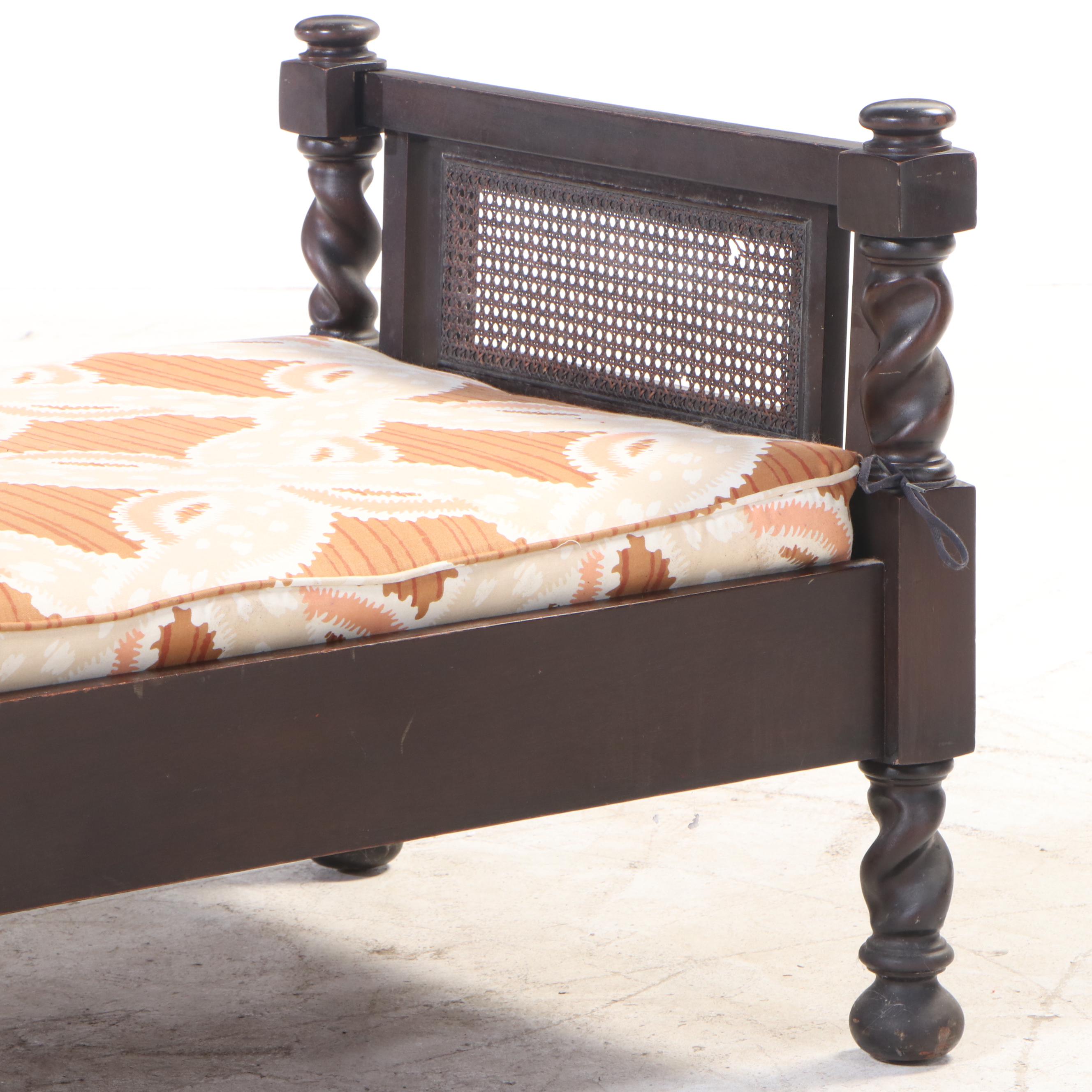 Stickley Bros. Co. Arts and Crafts Oak Daybed, Early 20th Century EBTH