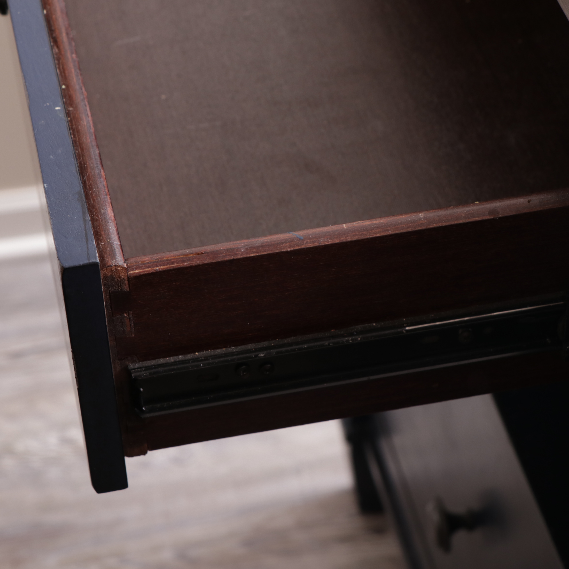 Klaussner "Trisha Yearwood Collection" Stainless Top Kitchen Island and Stools EBTH