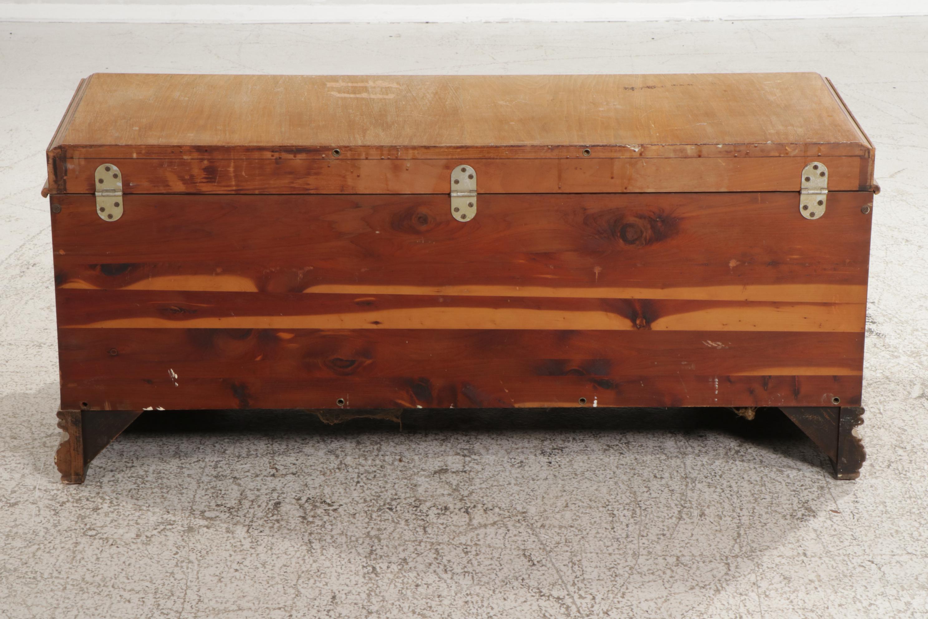 Lane "AromaTite" MahoganyVeneered Cedar Chest, Mid20th Century EBTH