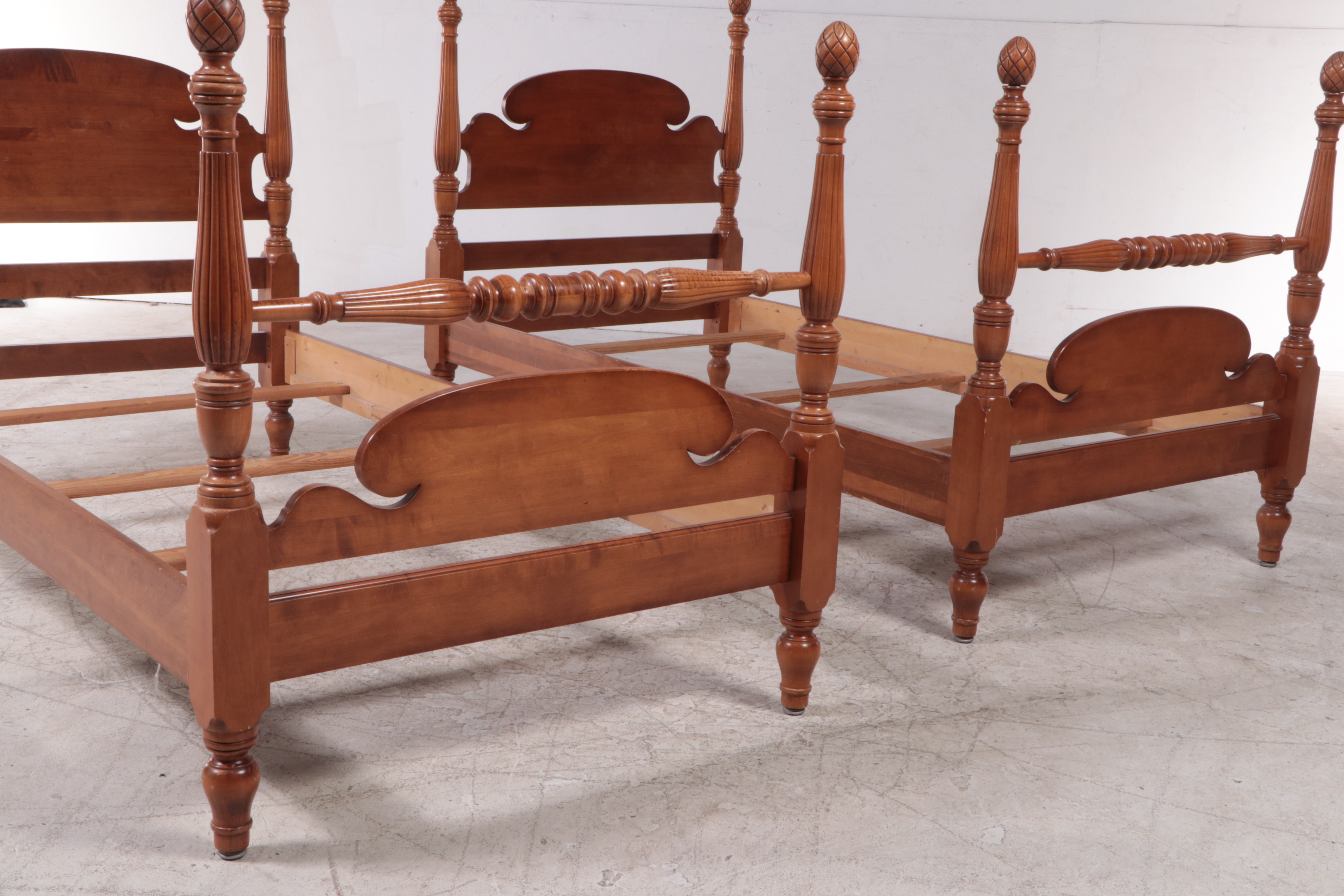 Pair of Kling Furniture Federal Style Maple Twin Size Beds EBTH