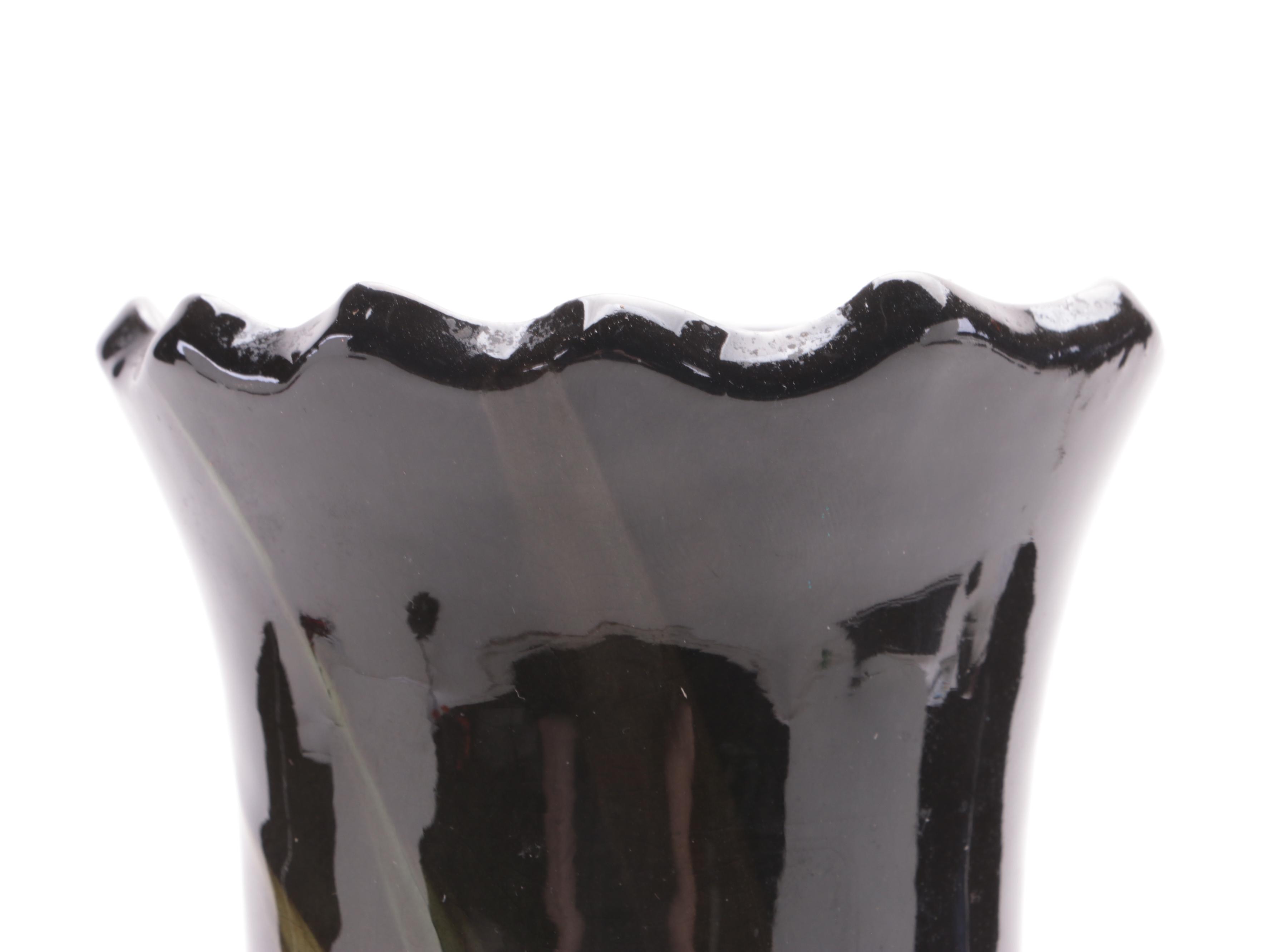 American Art Pottery High Gloss Glazed Daffodil Earthenware Vase EBTH