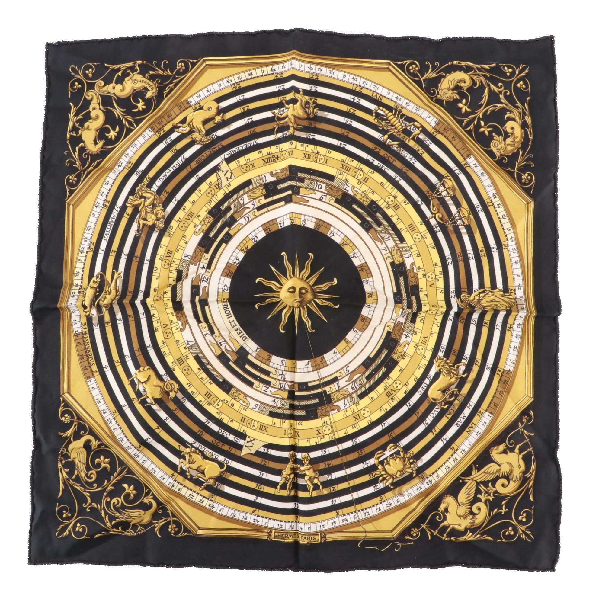 Foulard Hermès "Dies Et Hore" En Soie - Occasion, Multicouleur, Fabriqué En France, Accessoire De Luxe Vintage