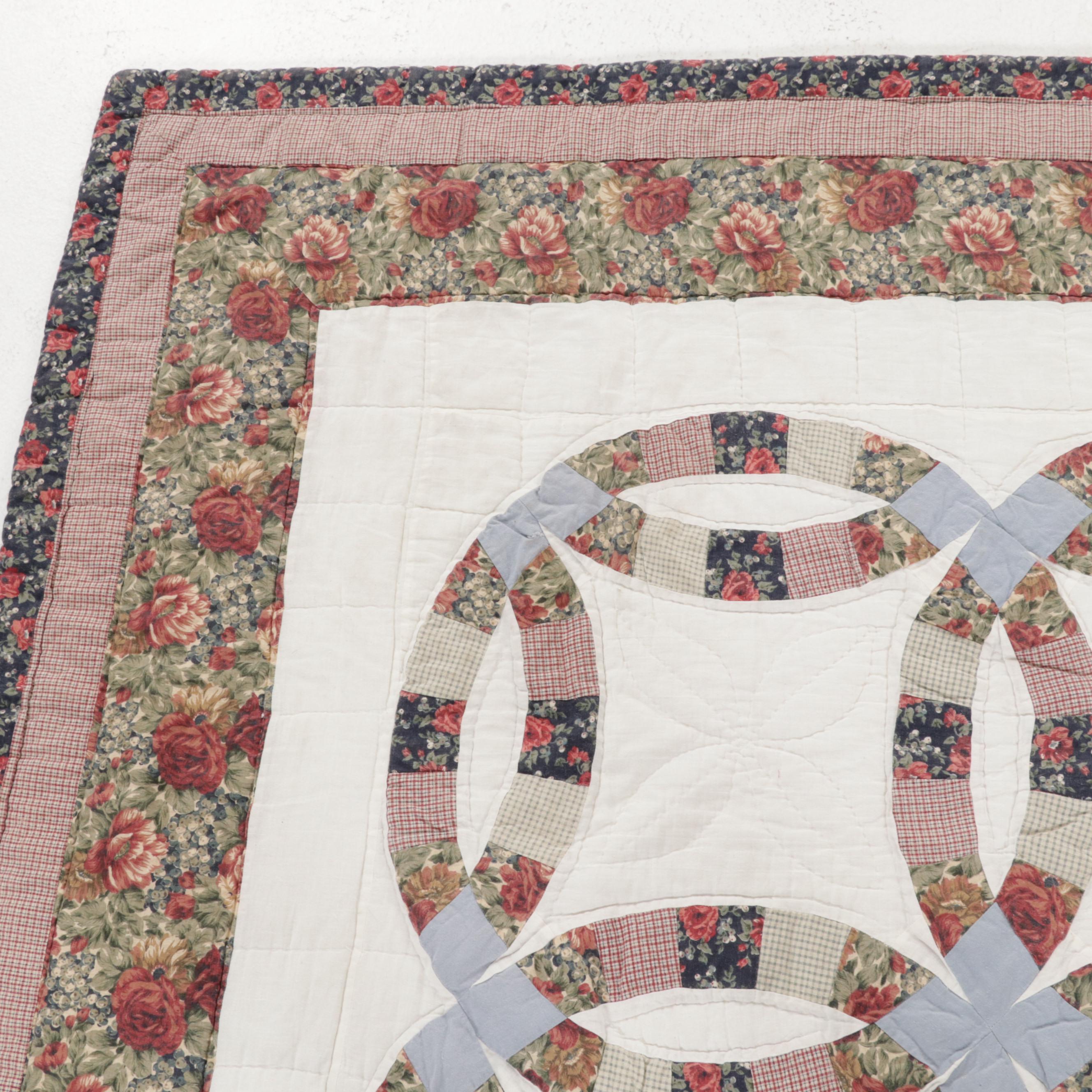 Handmade "Double Wedding Ring" Quilt, Late 20th Century EBTH