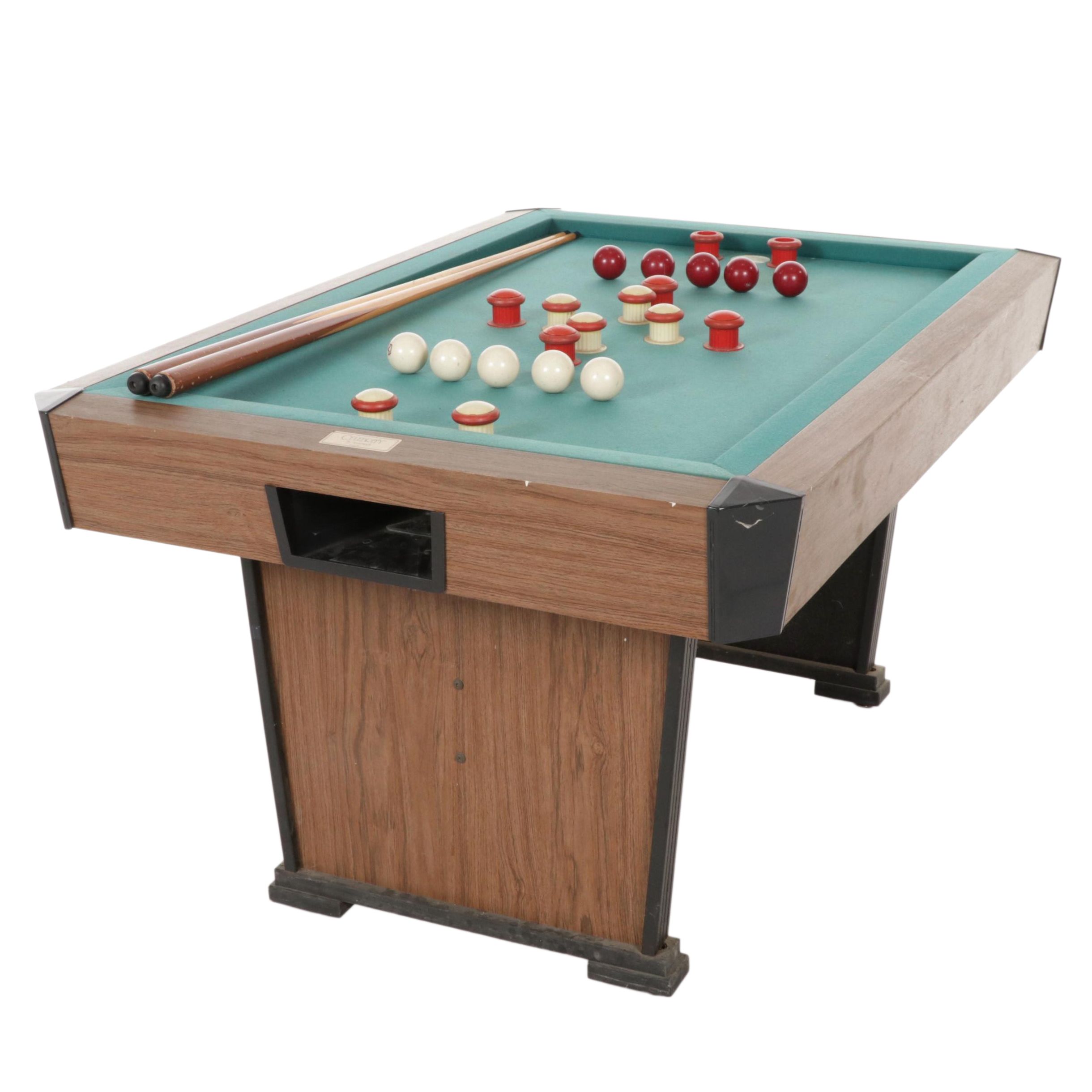 Celebrity by Brunswick Bumper Pool Table and Accessories EBTH