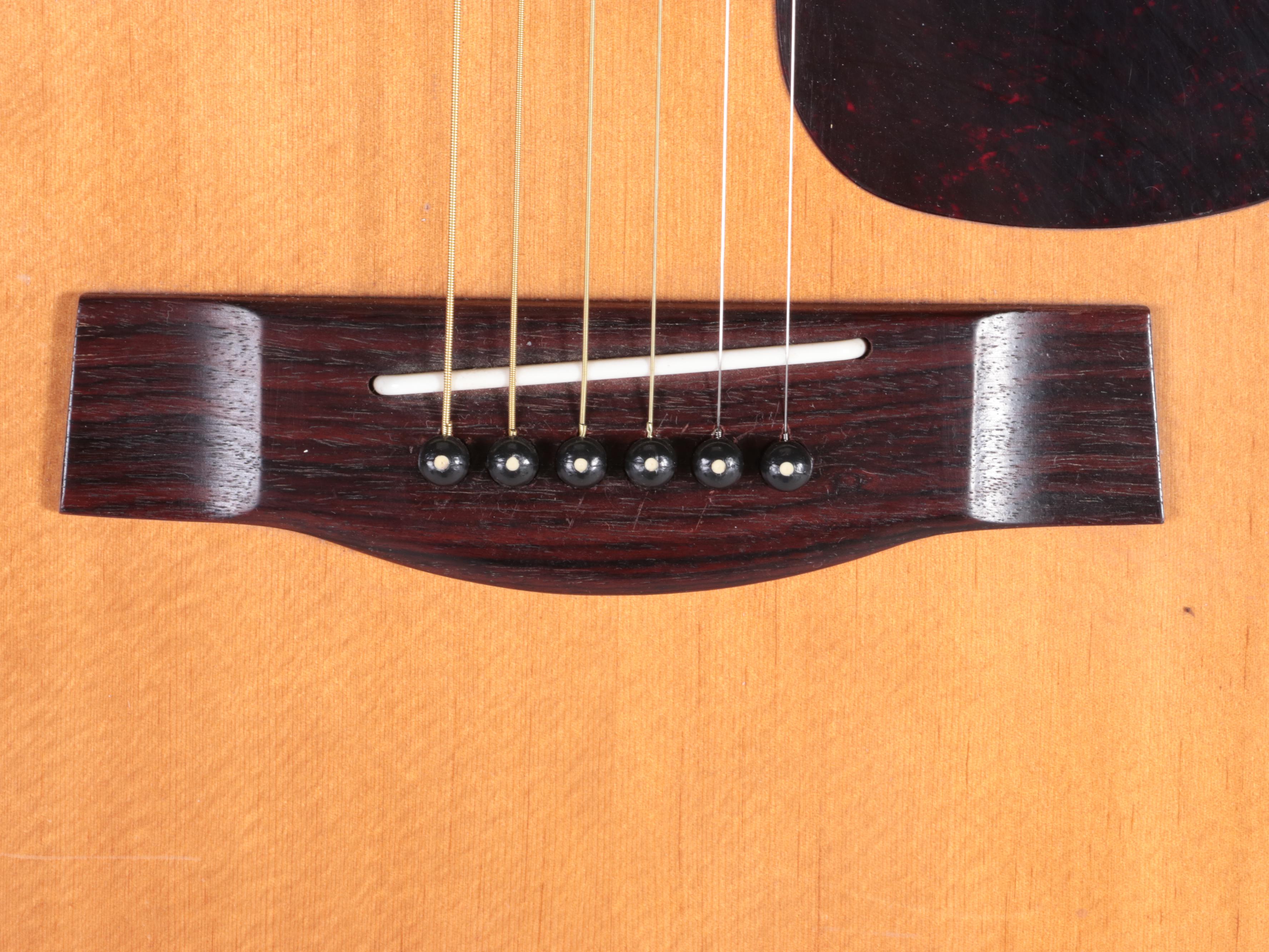 Yamaha SixString Acoustic Guitar, 1970s EBTH