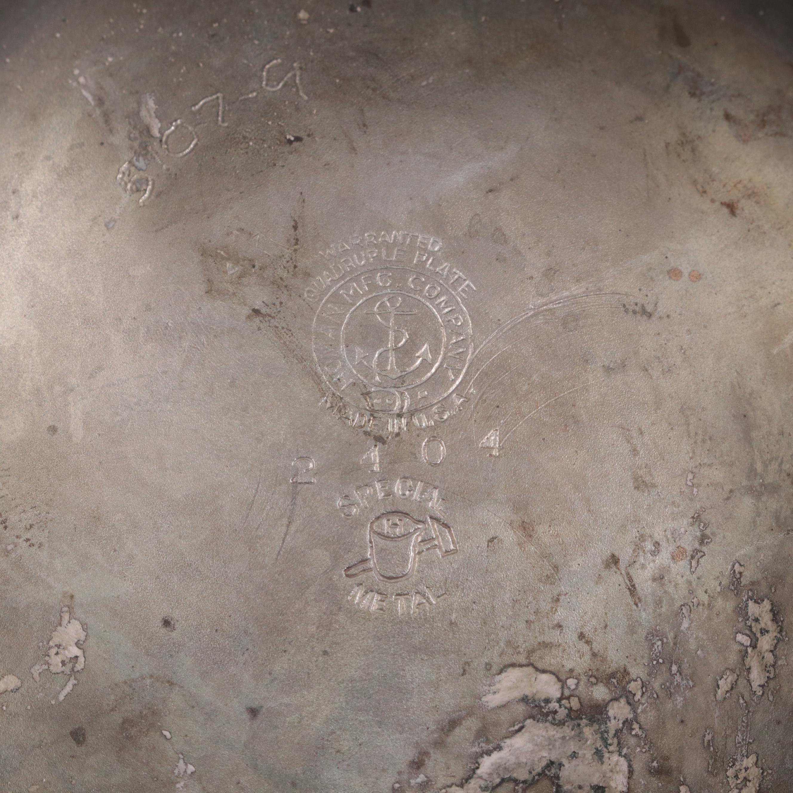 Homan Mfg. Co. of Cincinnati Silver Plate Grape Vine Motif Pedestal Bowl EBTH