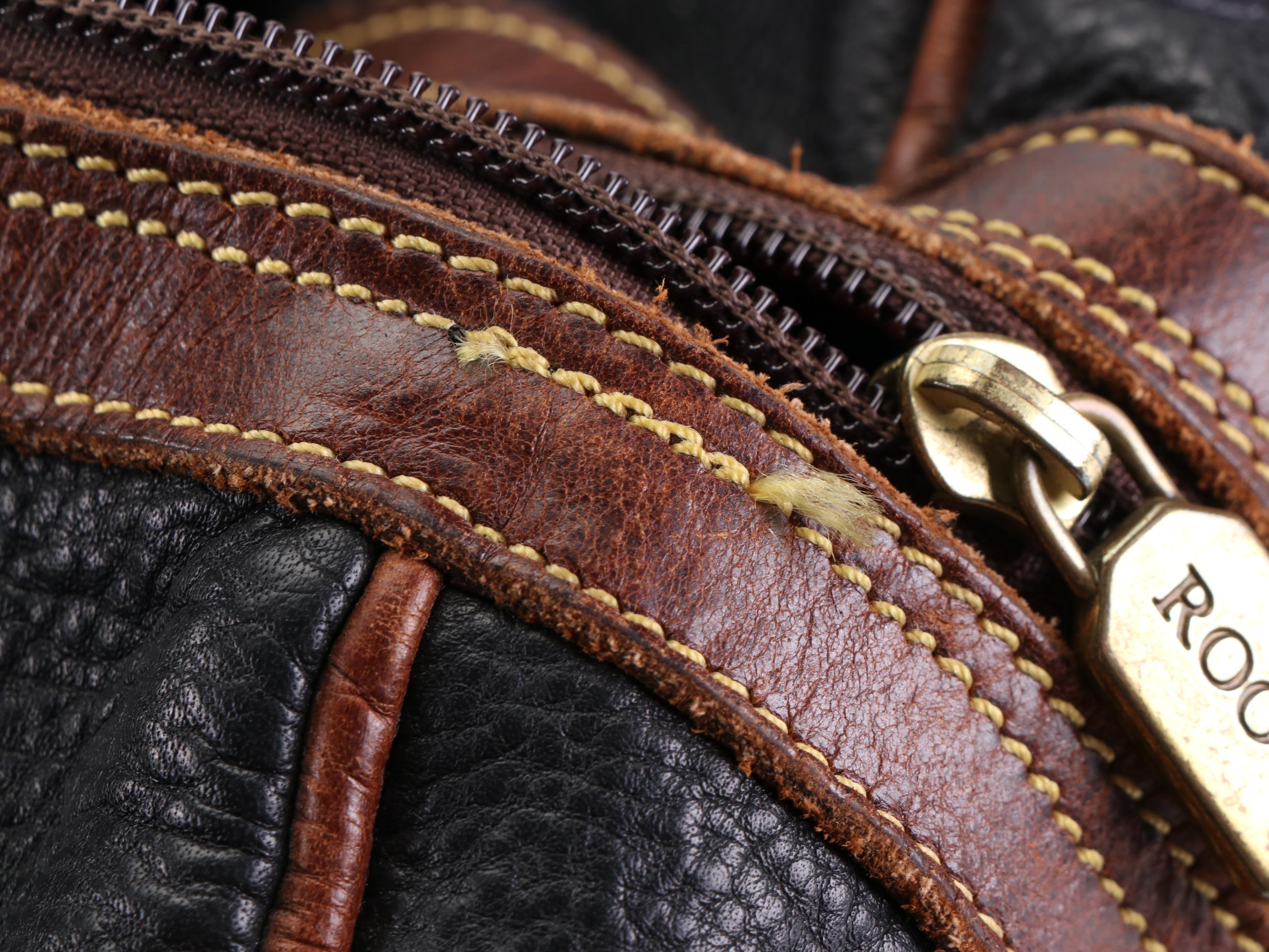 Roots Weekender Duffle Bag in Grained Leather with Smooth Leather Trim