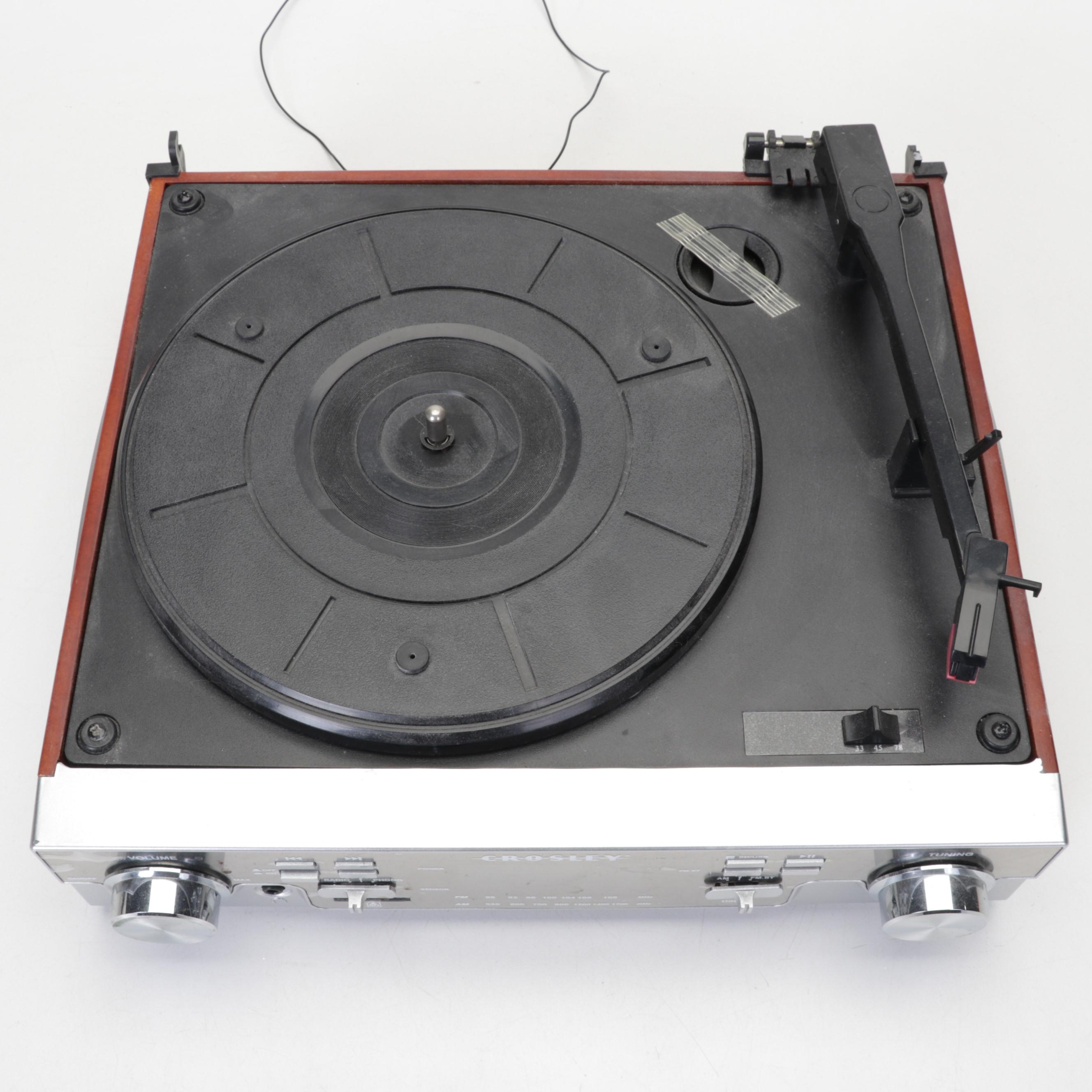 Crosley Radio Encoding Turntable With Radio and Remote | EBTH