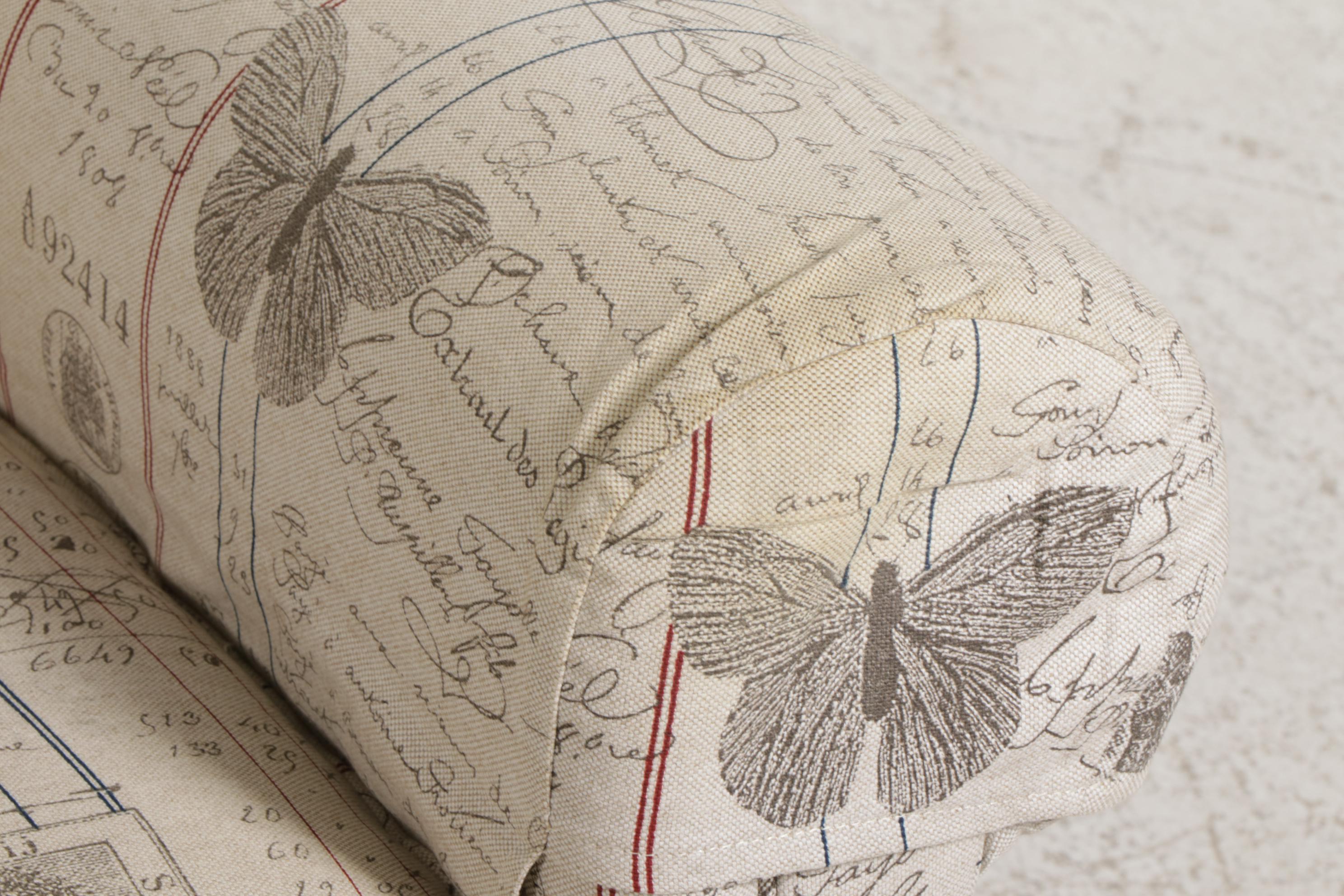 King Hickory Upholstered Swivel Armchair, 21st Century EBTH