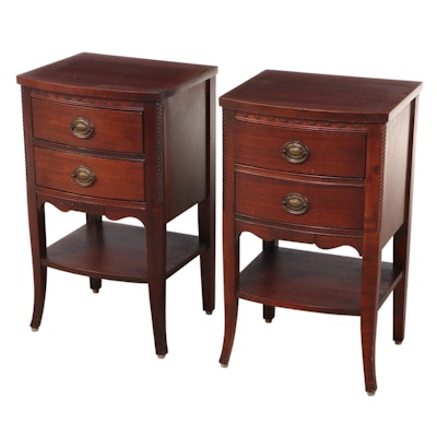Pair of Hickory Furniture Federal Style Mahogany Nightstands, Mid-20th Century