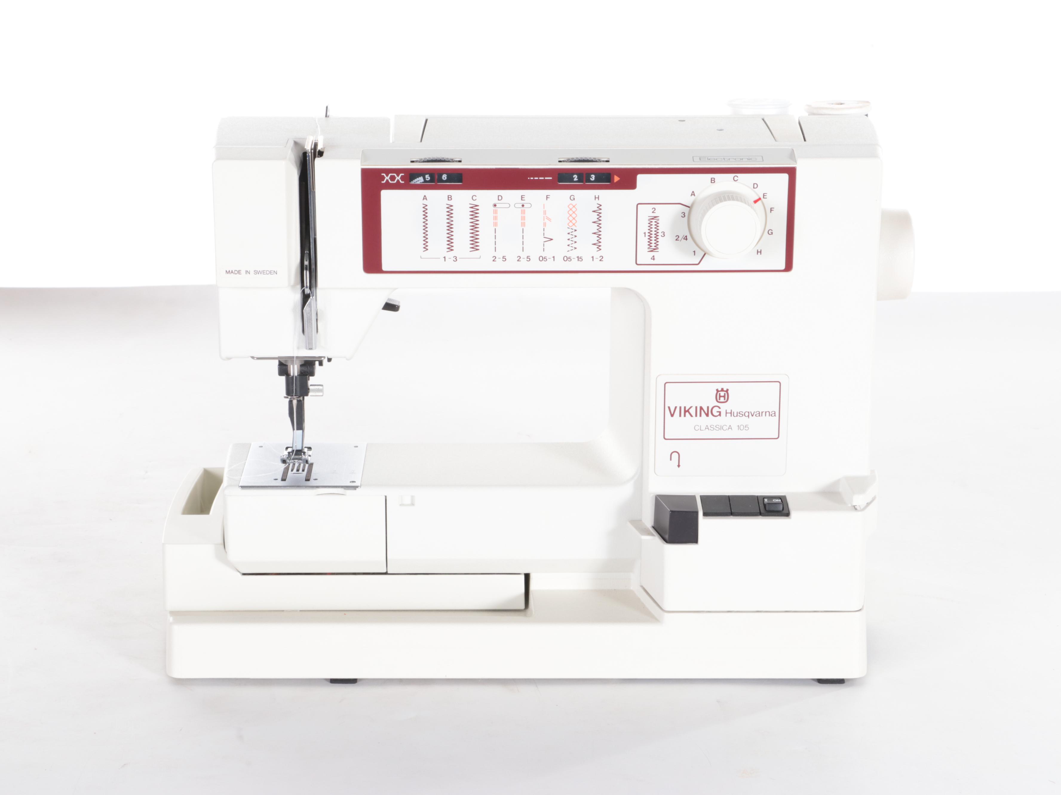 Viking Husqvarna Classica 105 Sewing Machine with Sewing Books and