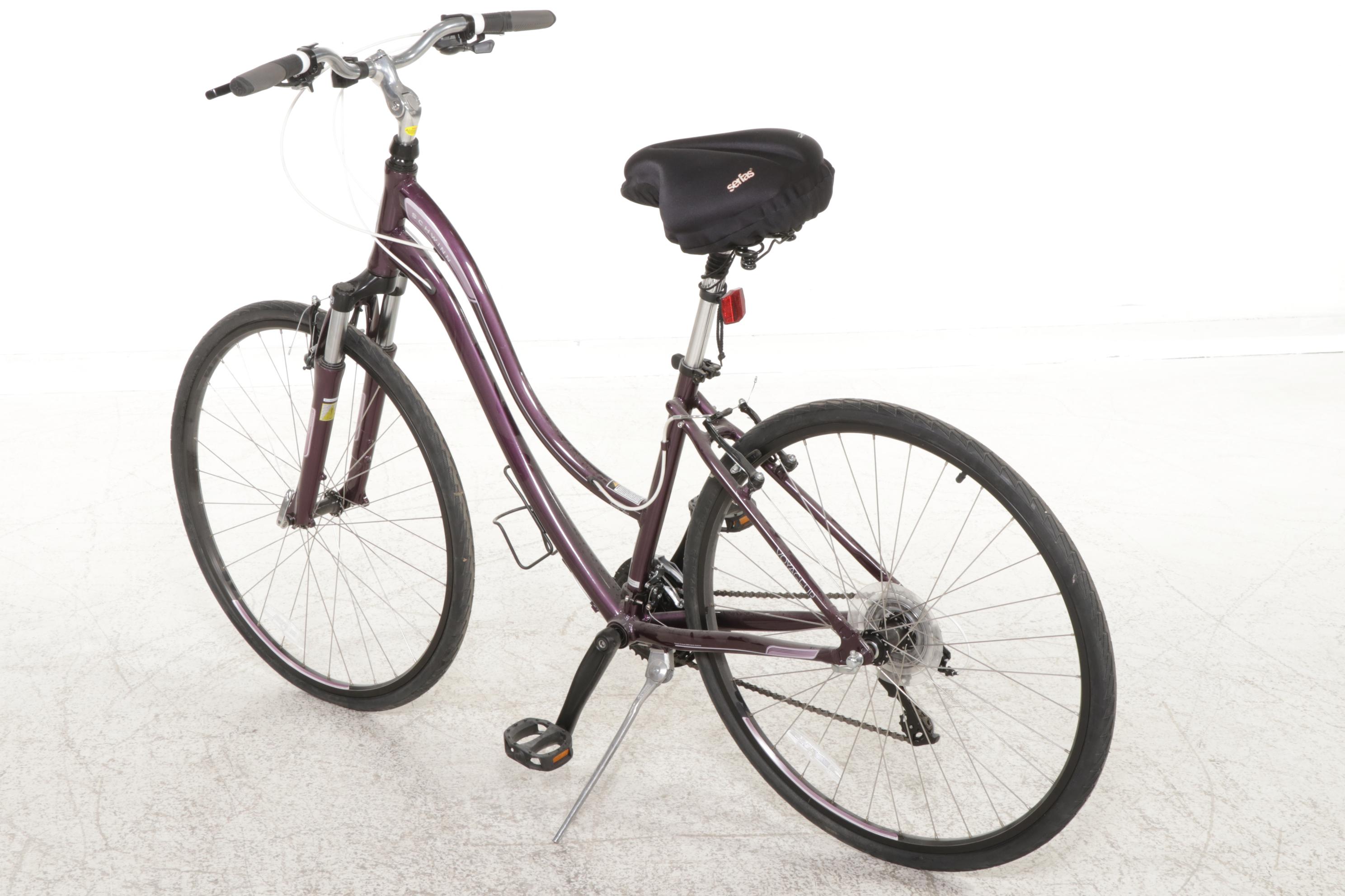 Schwinn Voyageur StepThrough 24Speed Cruising Bicycle EBTH