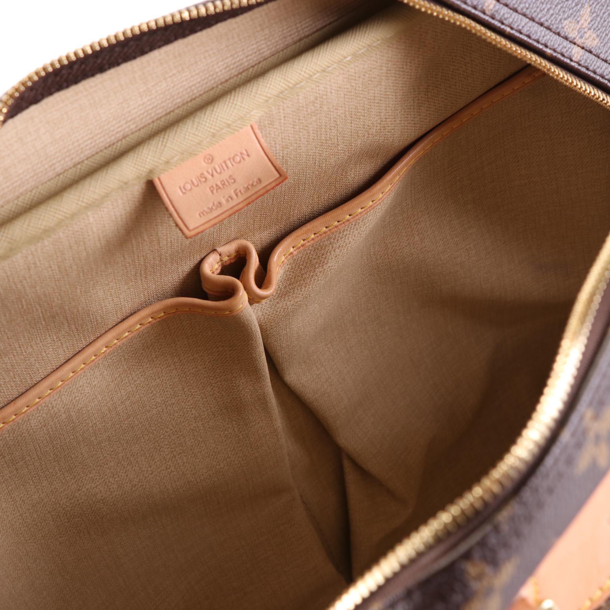 Louis Vuitton Deauville Travel Bag in Monogram Canvas and Vachetta