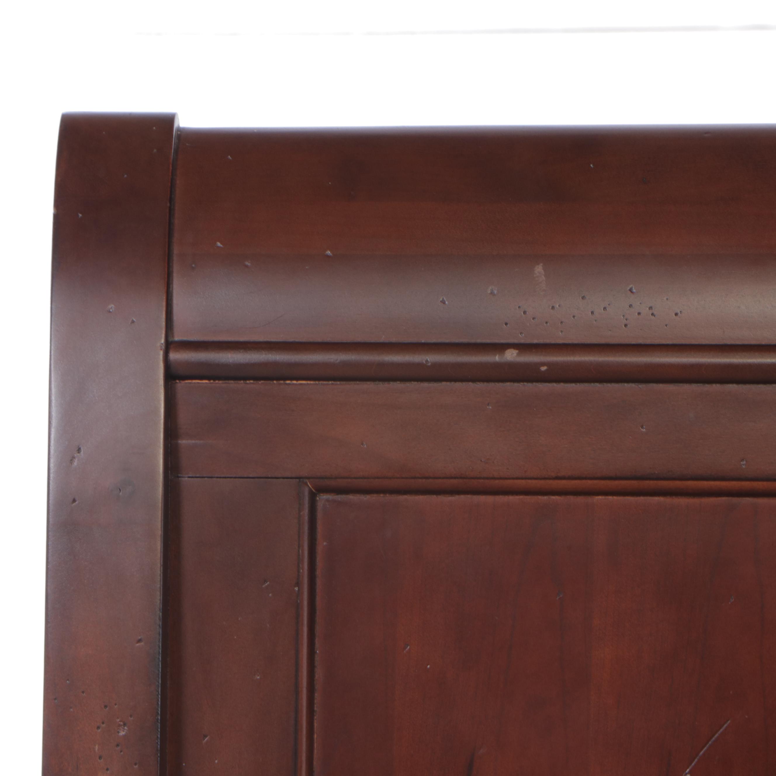 Twin Size Sleigh Bed with Slats EBTH