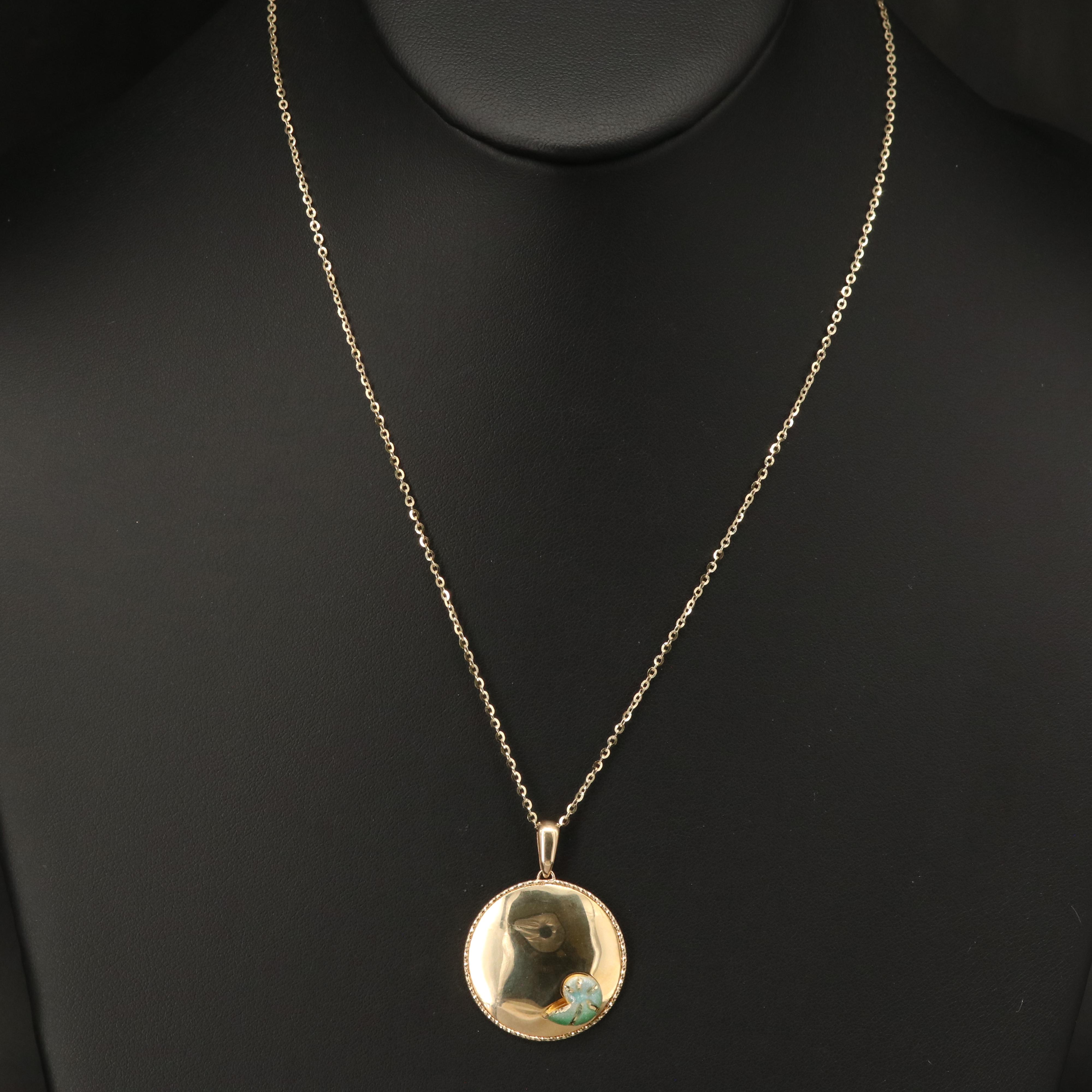 EFFY 14K Disc Pendant Necklace with Enamel Shell Detail EBTH