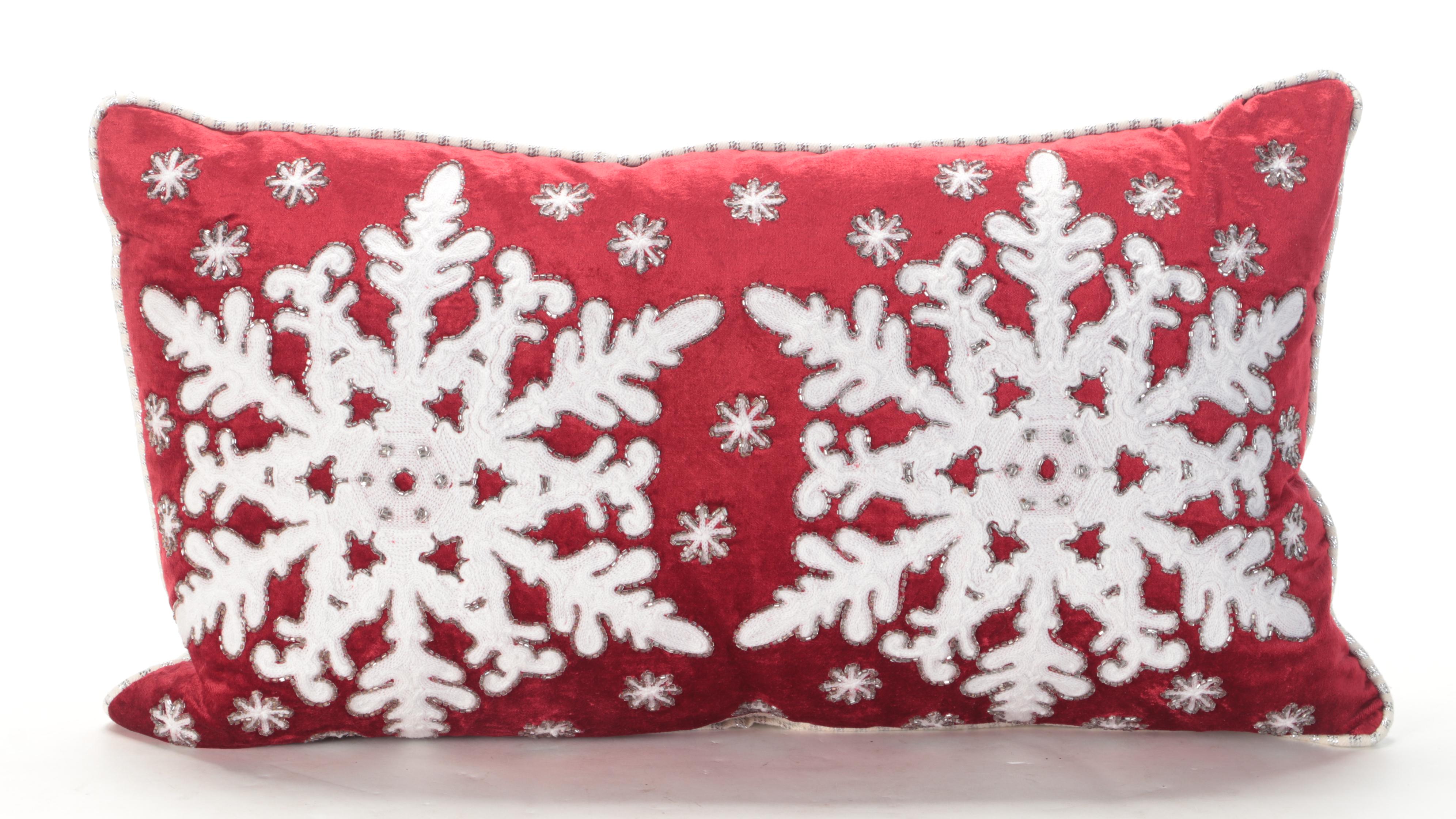 Reindeer Plush Decoration with EnVogue Christmas Snowflake Accent