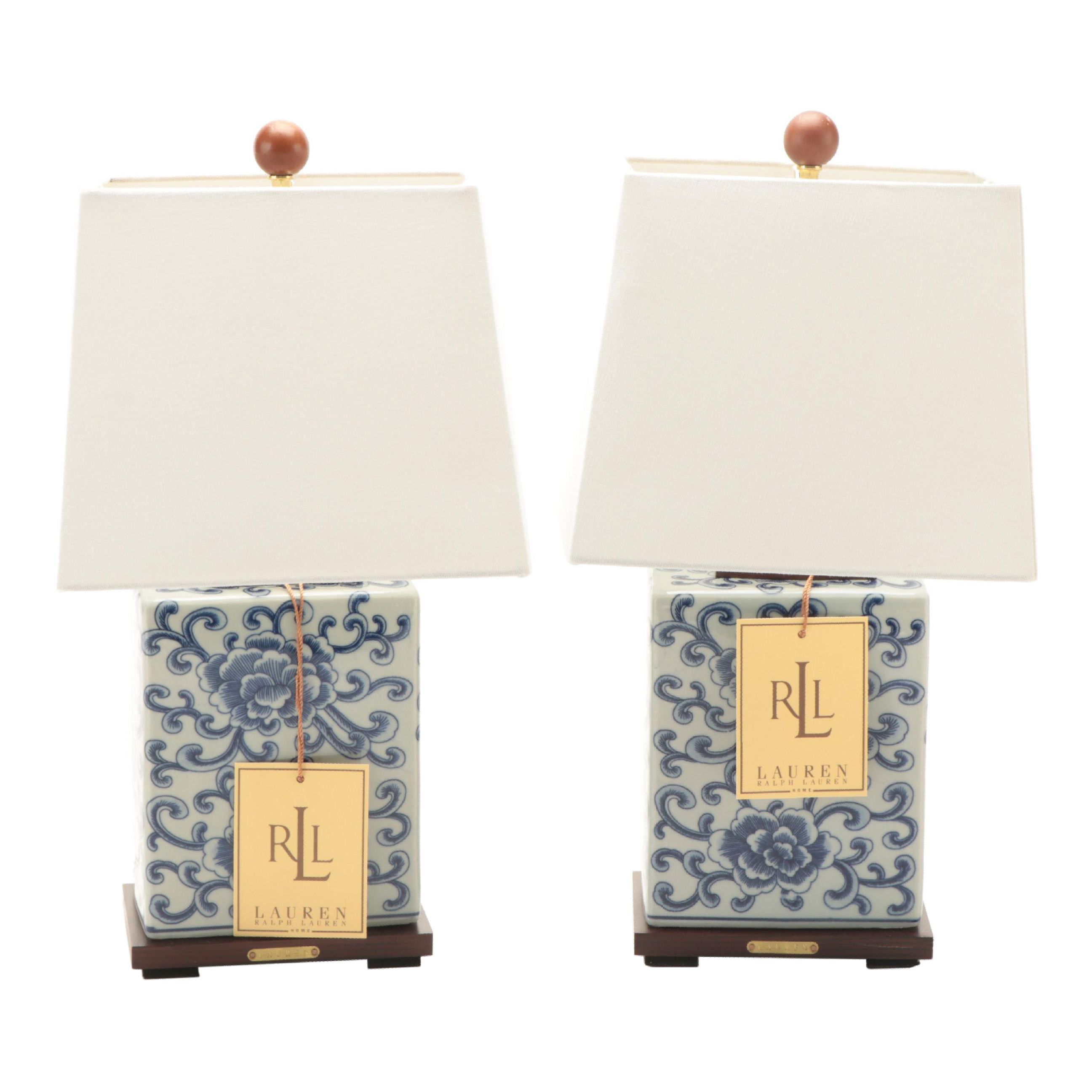 Ralph Lauren Home Blue and White Chrysanthemum Porcelain Table Lamps EBTH