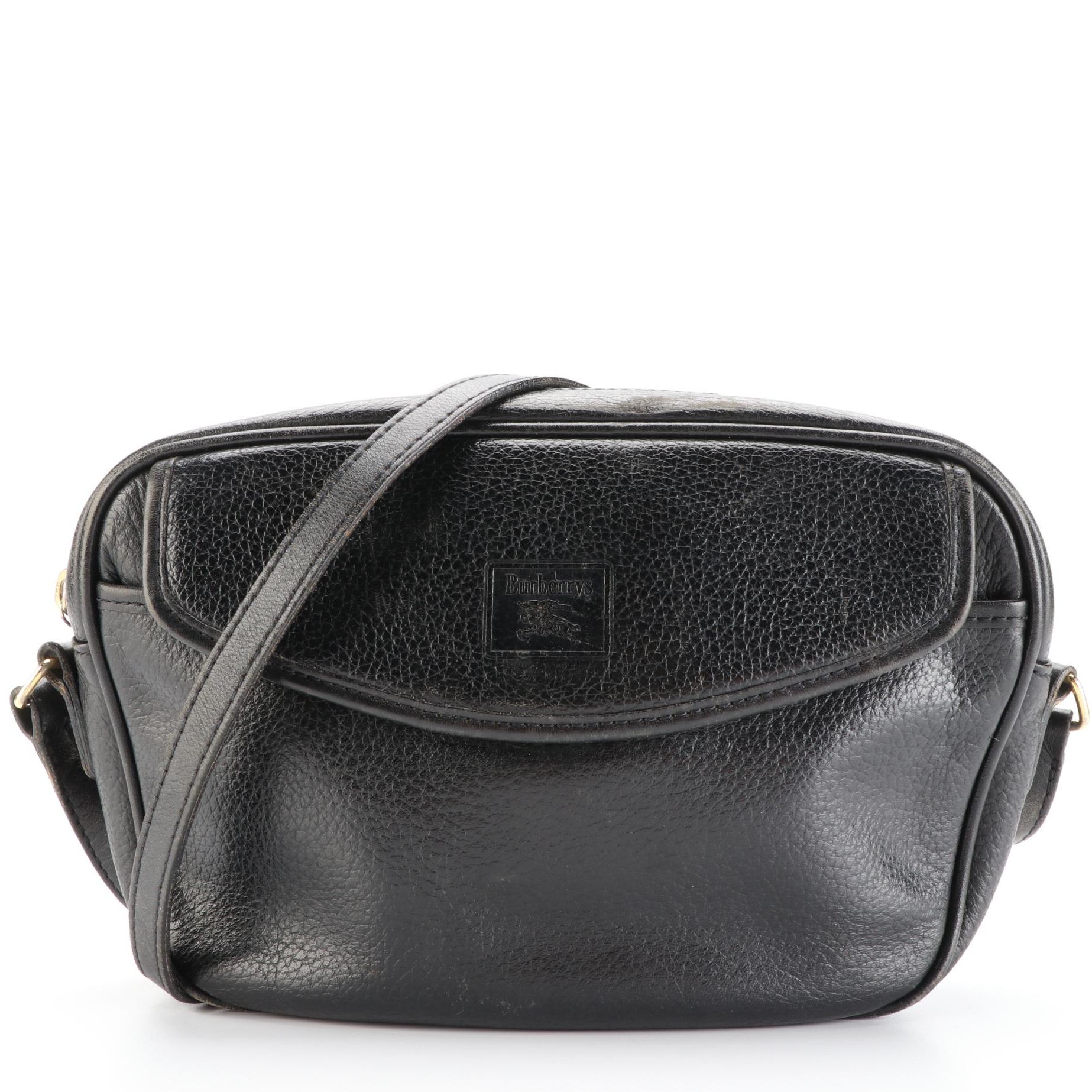 Burberrys Small Zip Crossbody Bag in Black Grain Leather EBTH