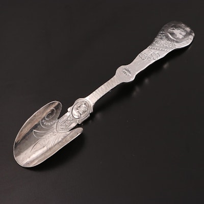 Duhme & Co. of Cincinnati Neoclassical Hammered Sterling Silver Cheese Scoop
