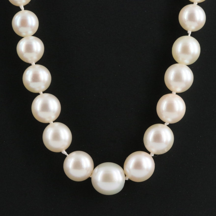 Graduated Pearl Necklace with 14K Diamond Clasp