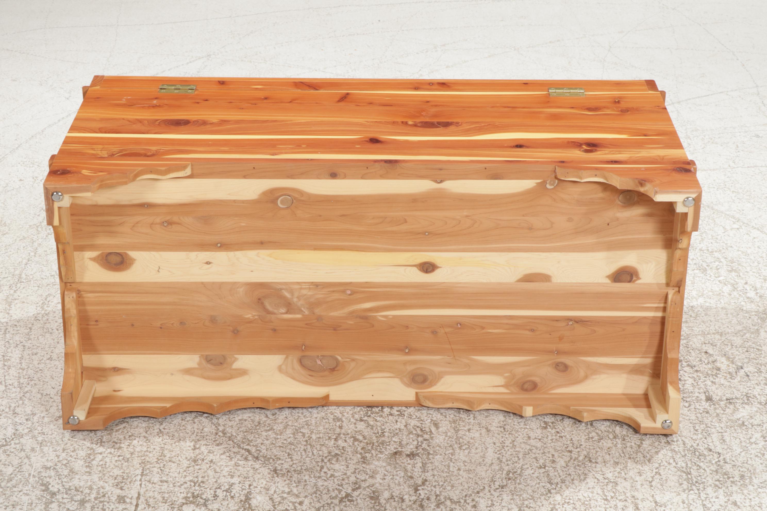 Colonial Style Cedar Blanket Chest EBTH