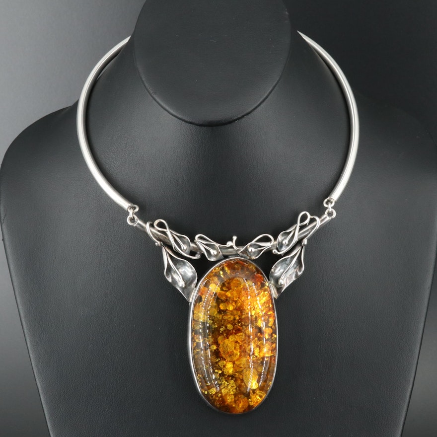 Sterling Amber Necklace in Cala Lily Detail