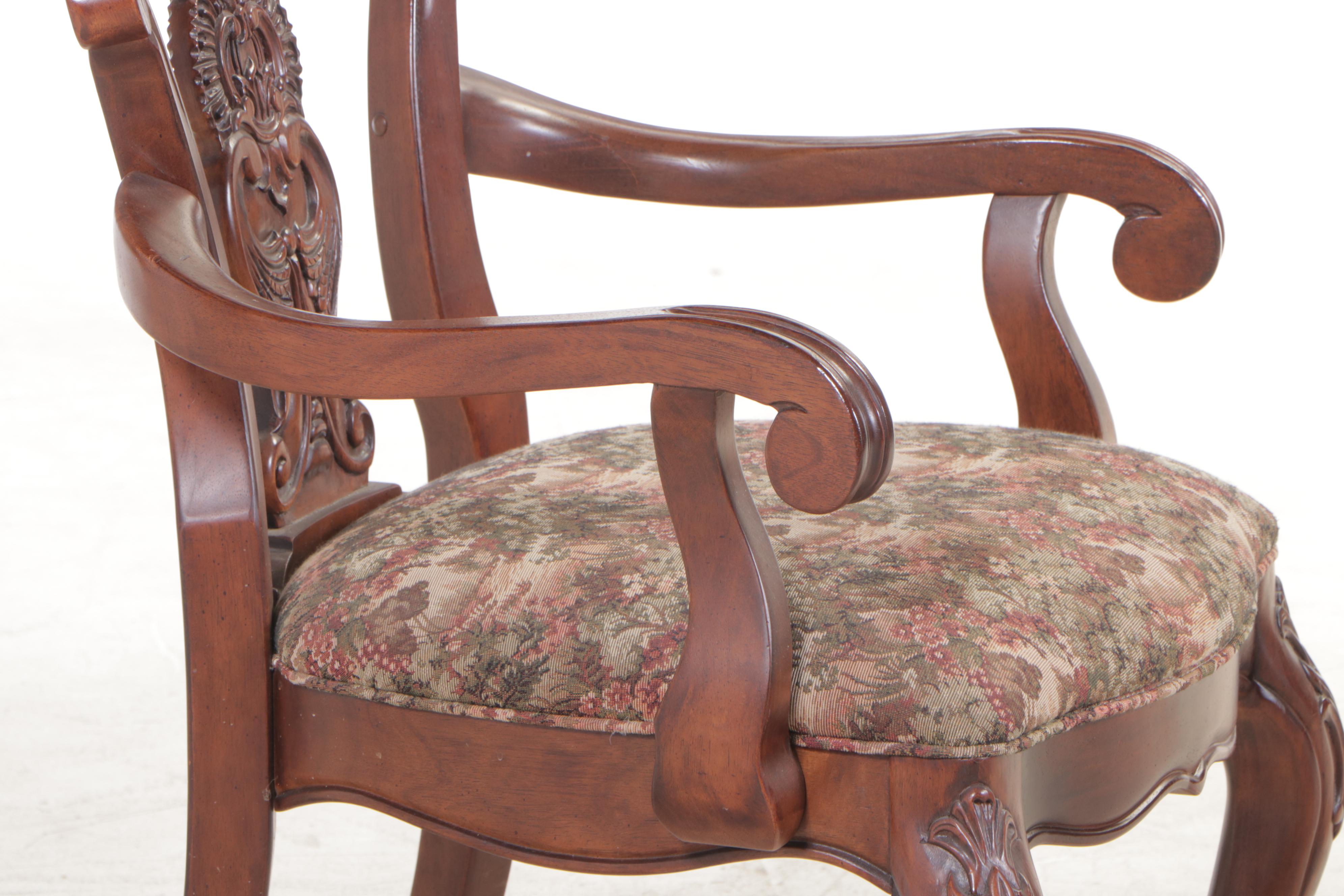 SevenPiece Bernhardt "Grand Savannah" MahoganyStained Dining Set EBTH