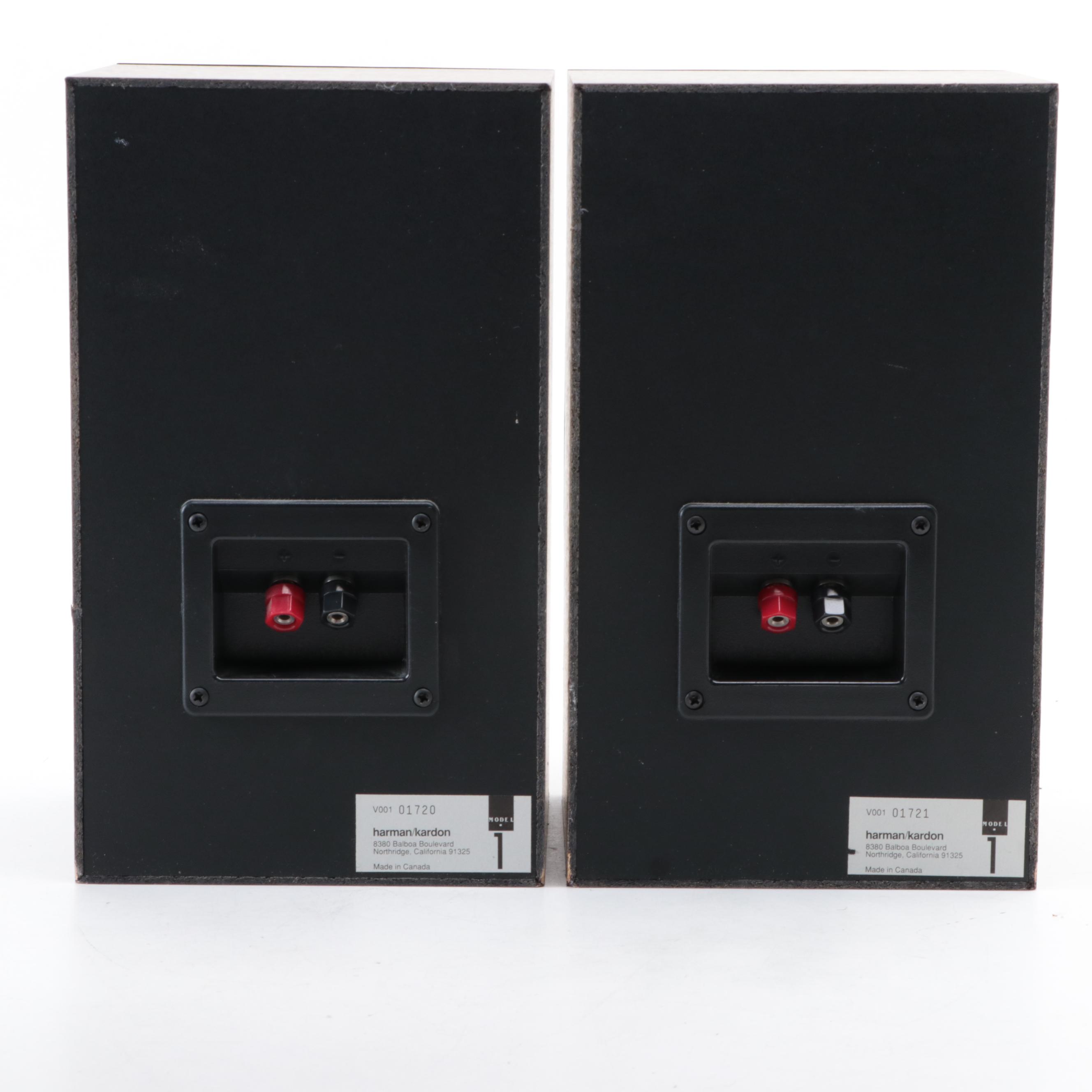 Yamaha AV Receiver With Klipsch and Harman Kardon Bookshelf Speakers EBTH